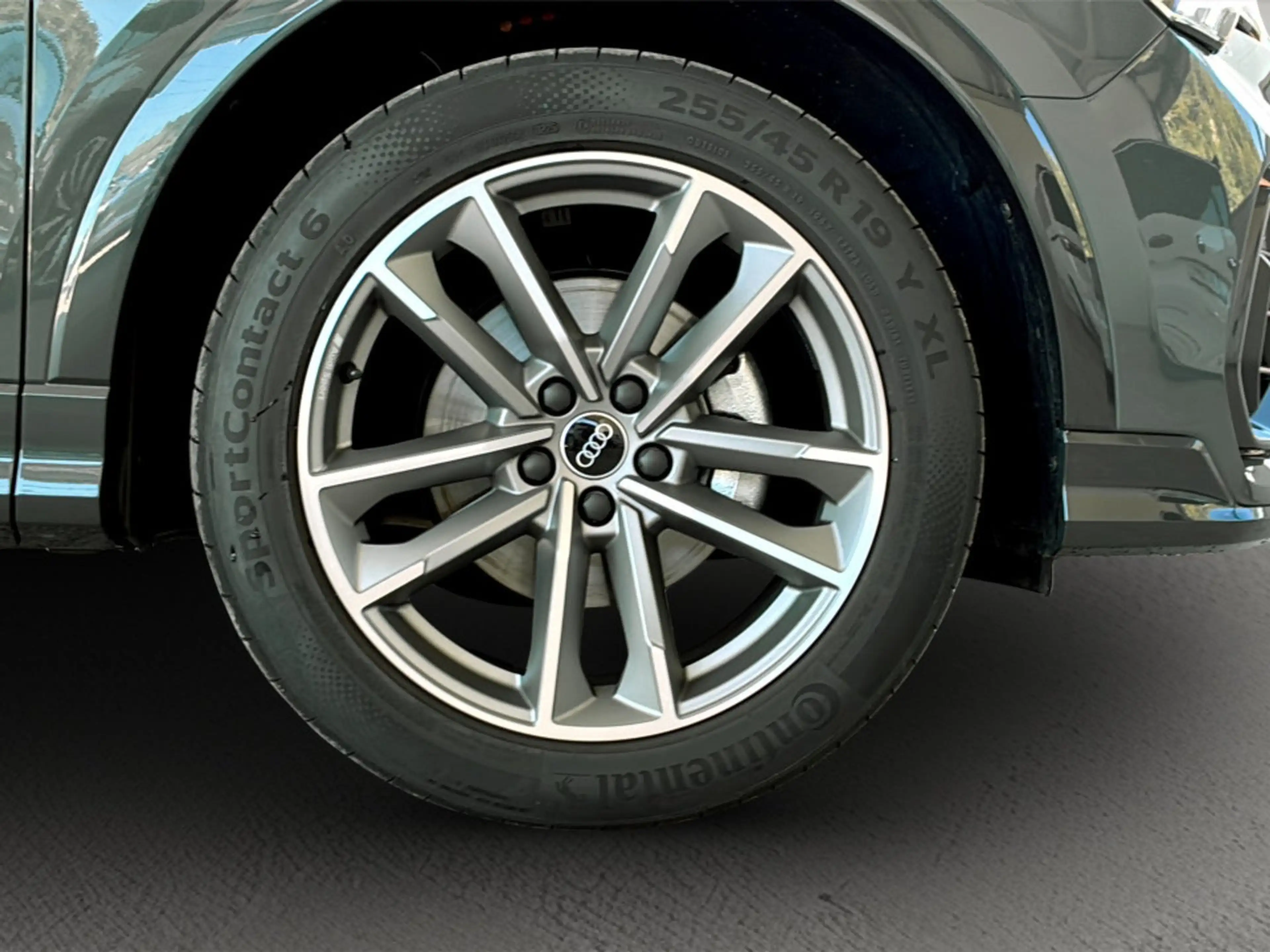 Audi Q3 35 TFSI intense — photo 6