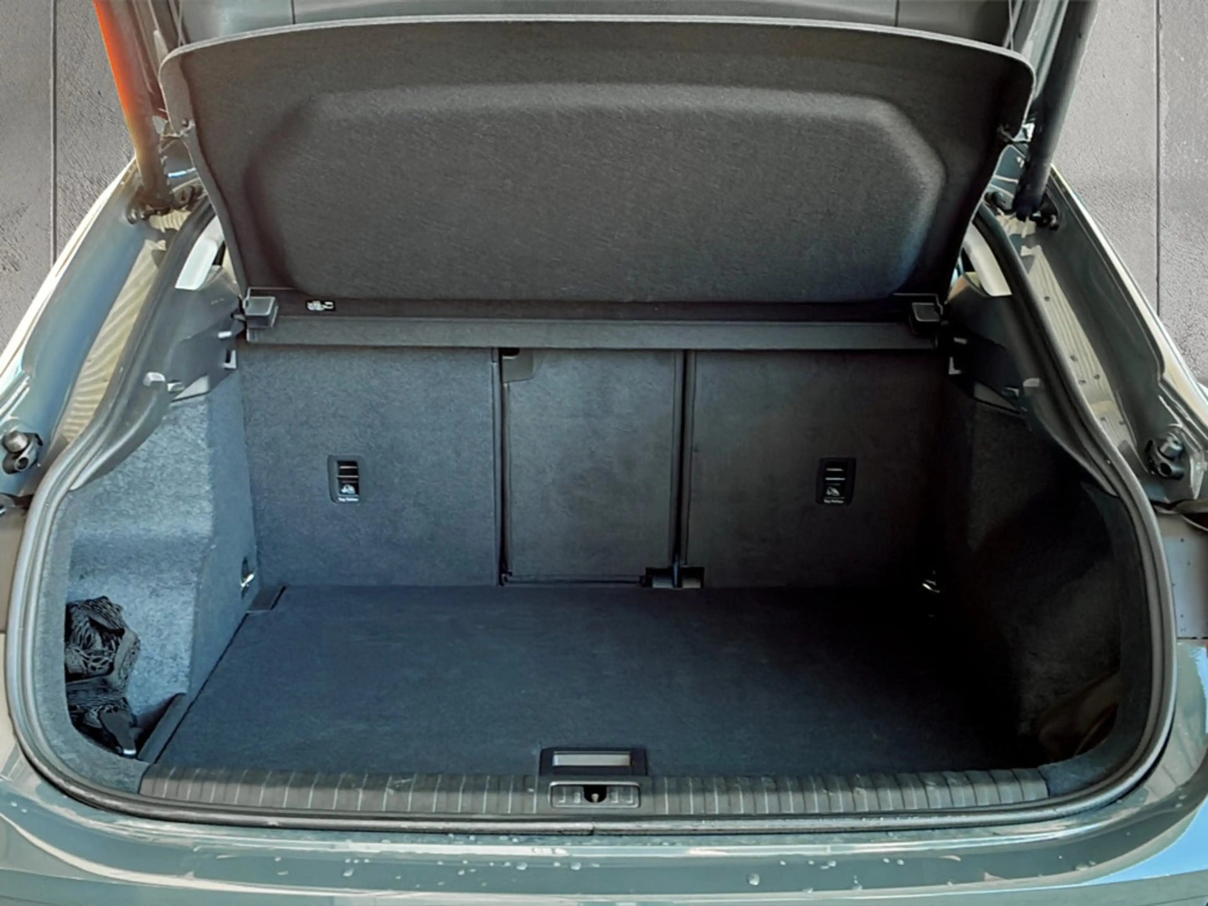 Audi Q3 35 TFSI intense — photo 13