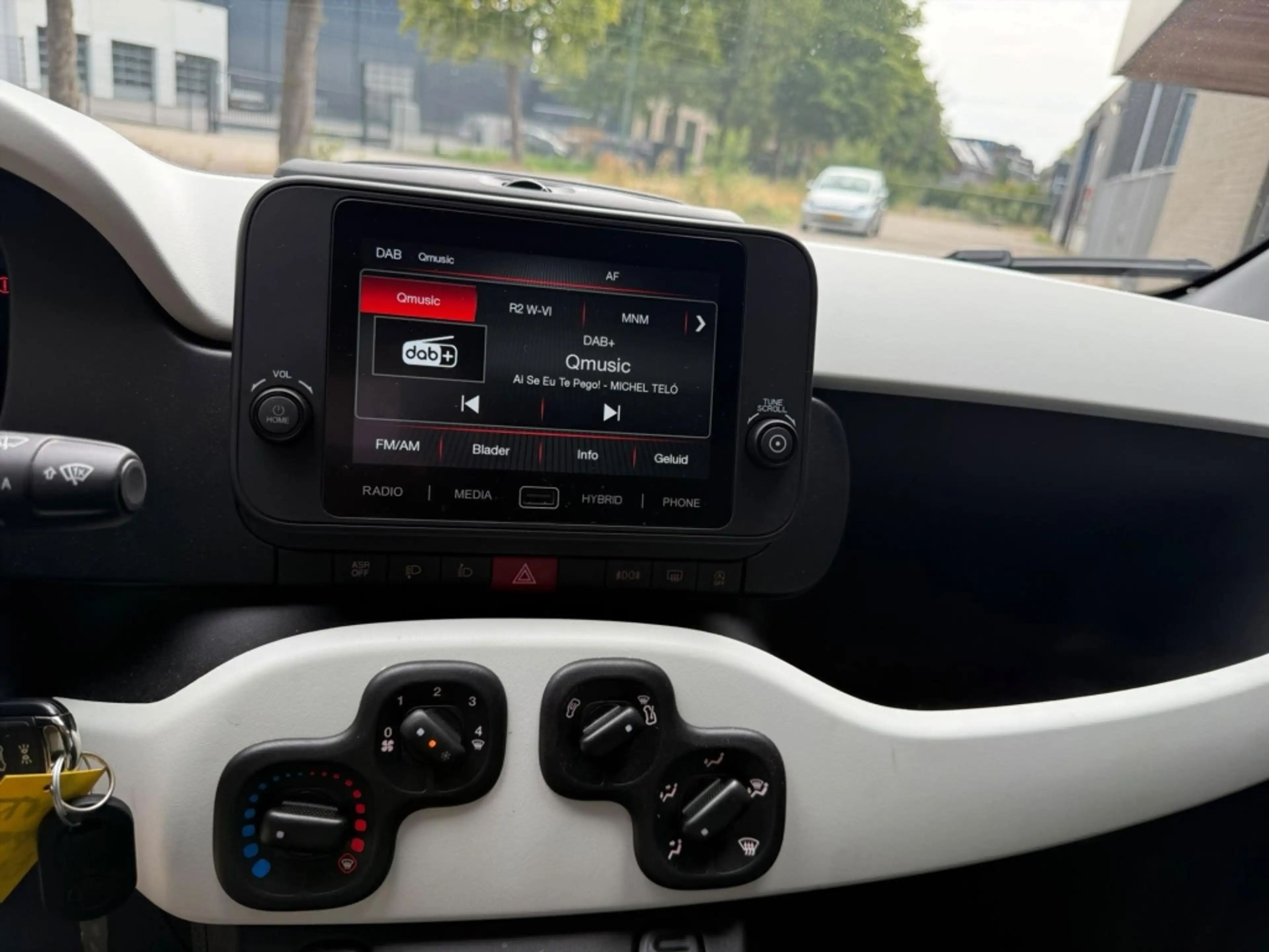 Fiat Pandina 1.0 70pk Cross — photo 14