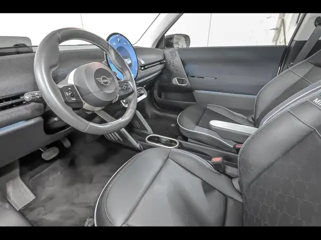 Mini Cooper Se view 6