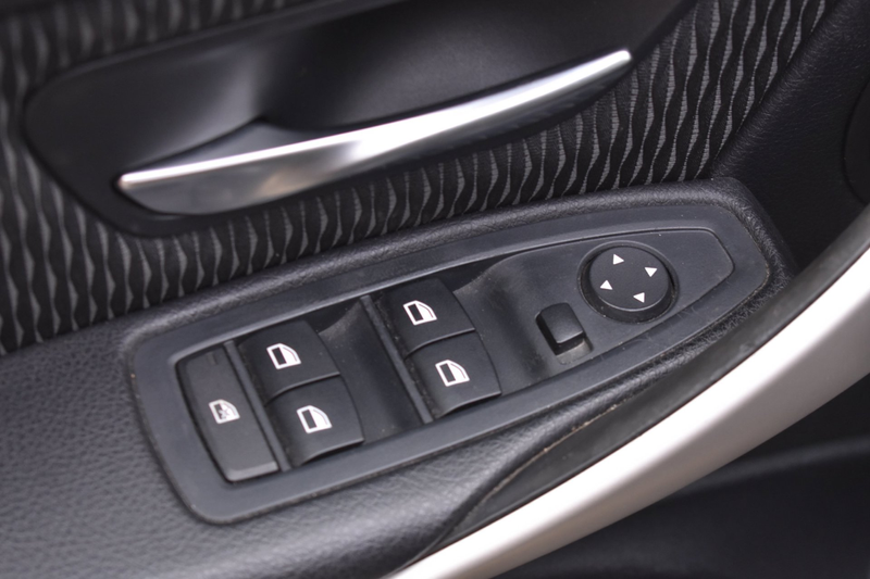BMW 320 3-serie 320d EfficientDynamics Edition Executive ' — photo 12