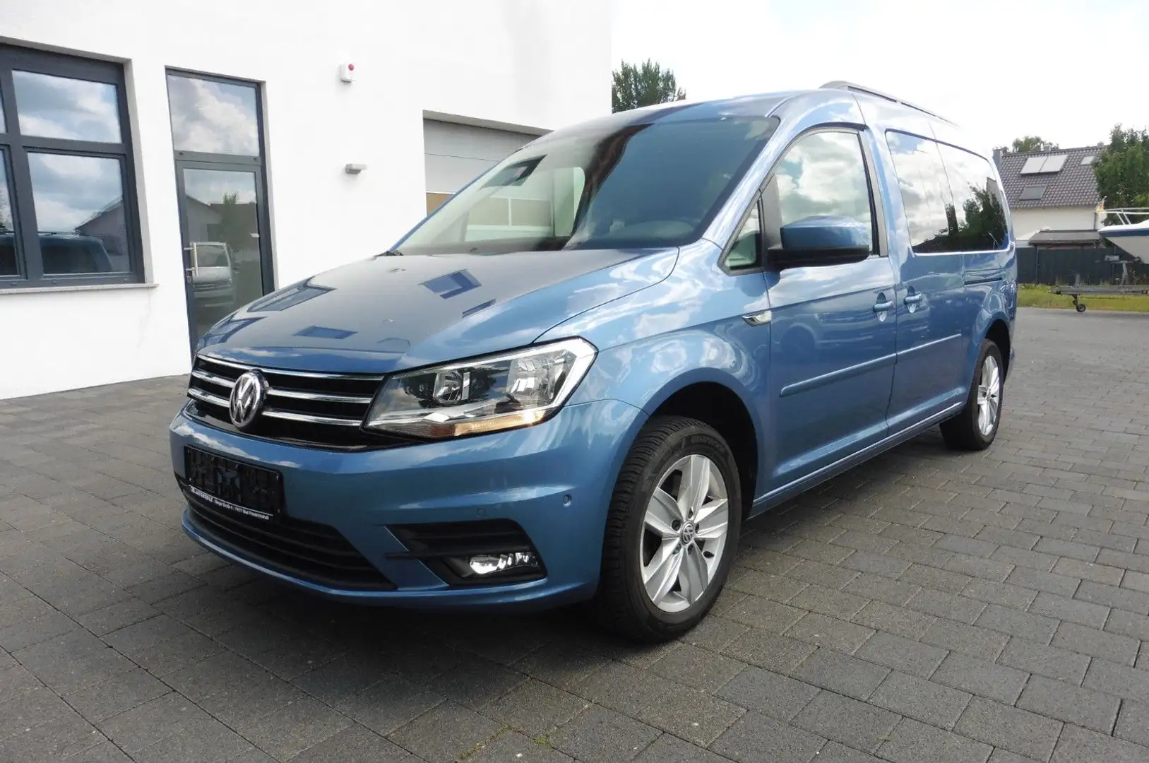 Volkswagen Caddy Maxi 2.0TDI aus 1.HD mitAHK und Standheiz. Blauw - 1