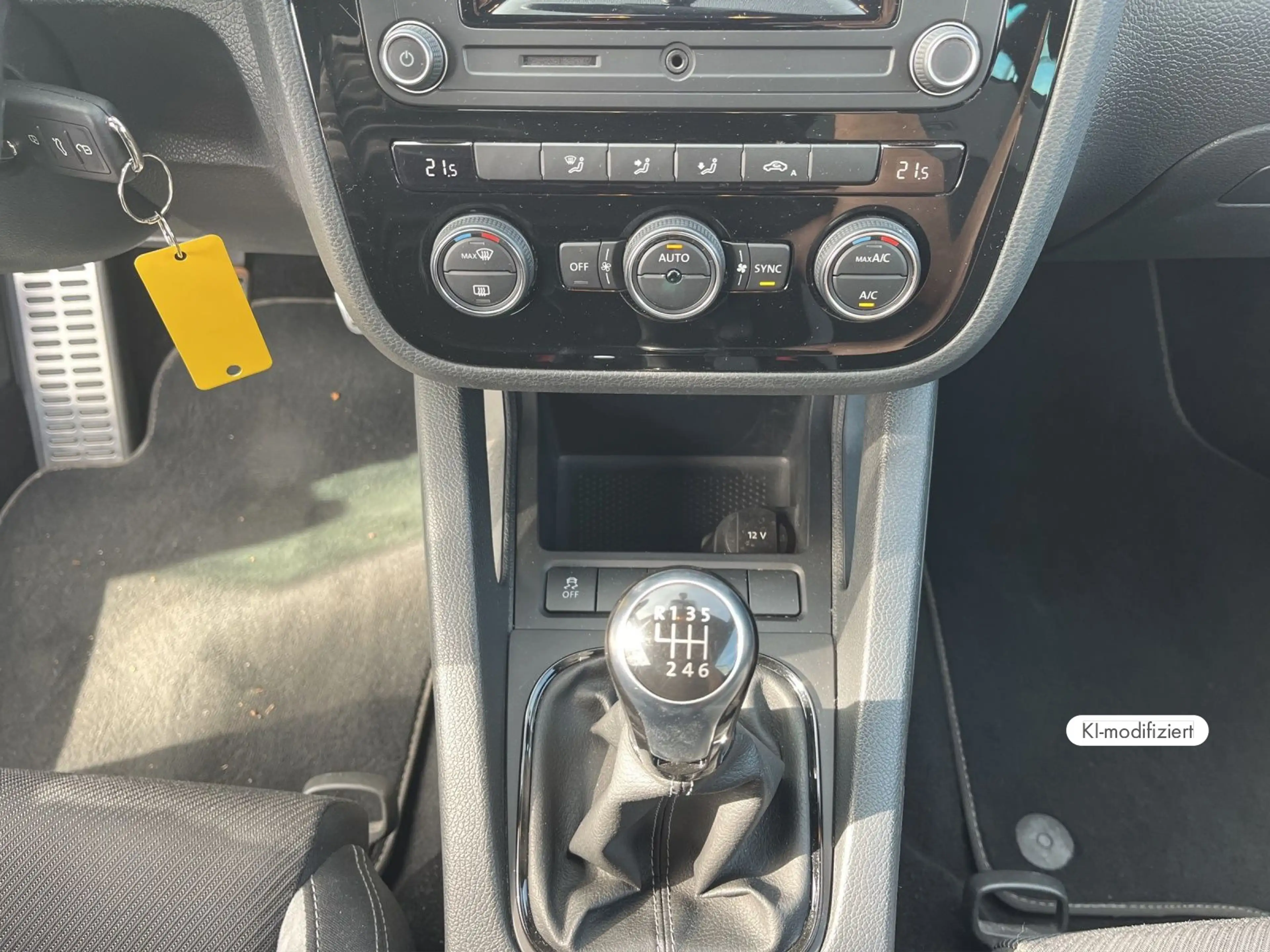 Volkswagen Scirocco R 2.0 TSI - Liebhaberfahrzeug in Origin — photo 10