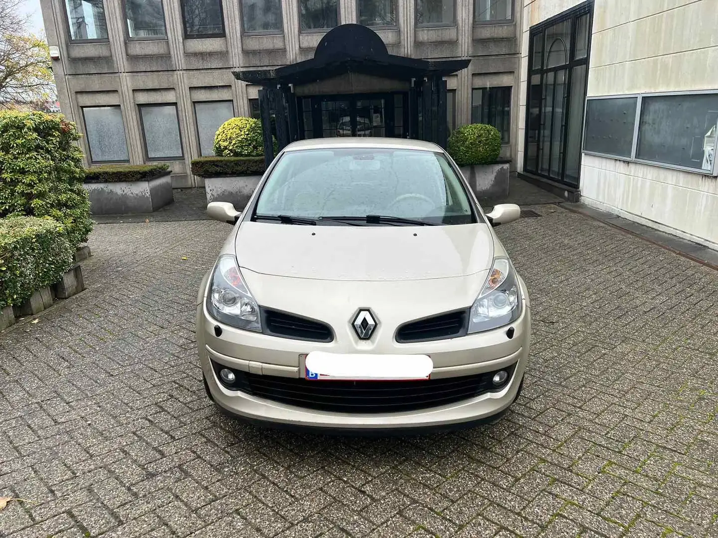 Renault Clio Clio 1.6i 16v Initiale - 2