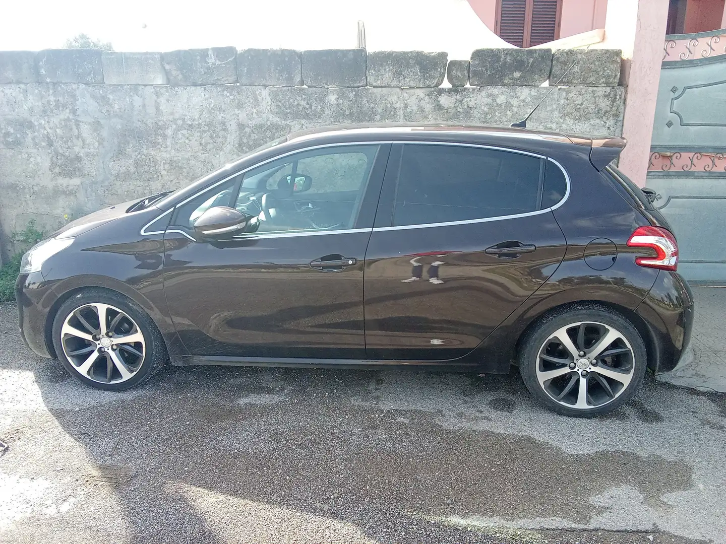 Peugeot 208 208 I 20125p 1.6 vti 16v Allure Marrone - 2