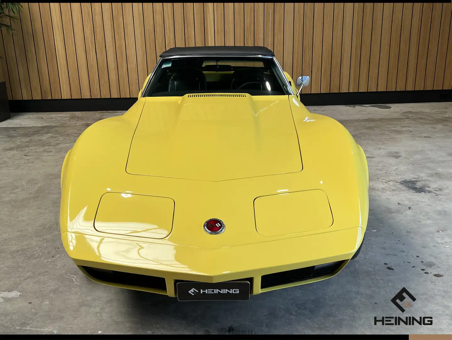 Chevrolet Corvette STINGRAY C3 Cabrio Handgeschakeld Žlutá - 2