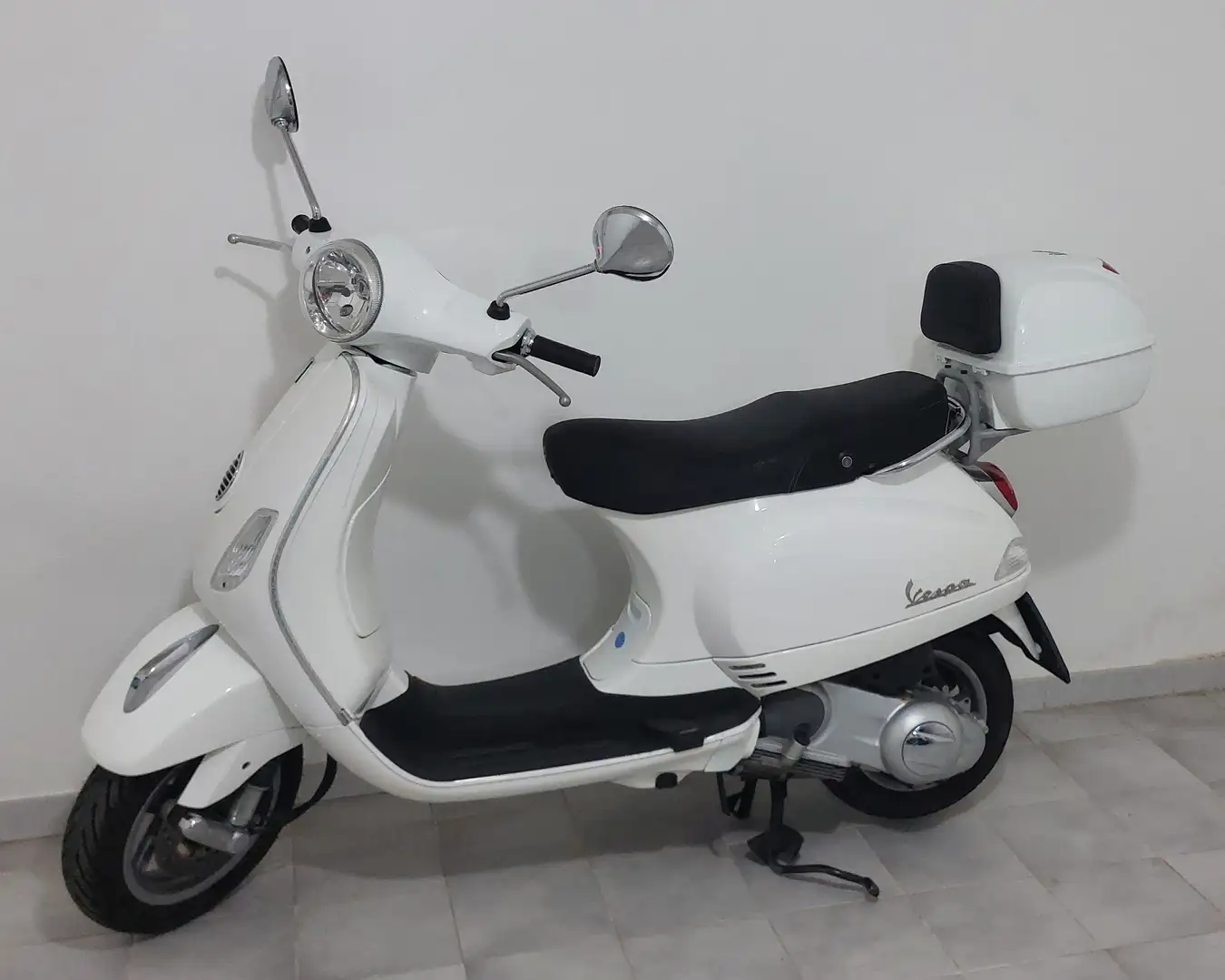 Vespa LX 125 Blanco - 1