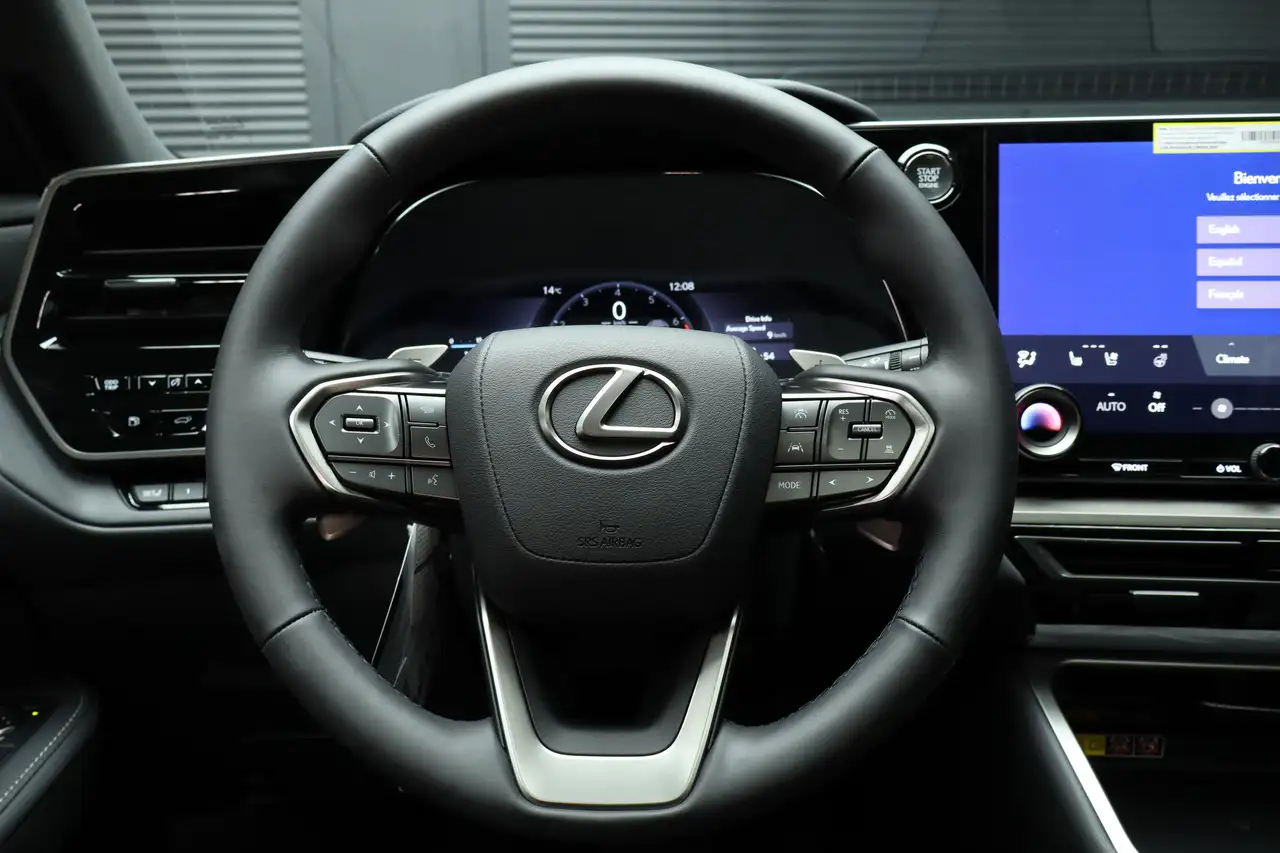 Lexus TX снимка Lexus TX
