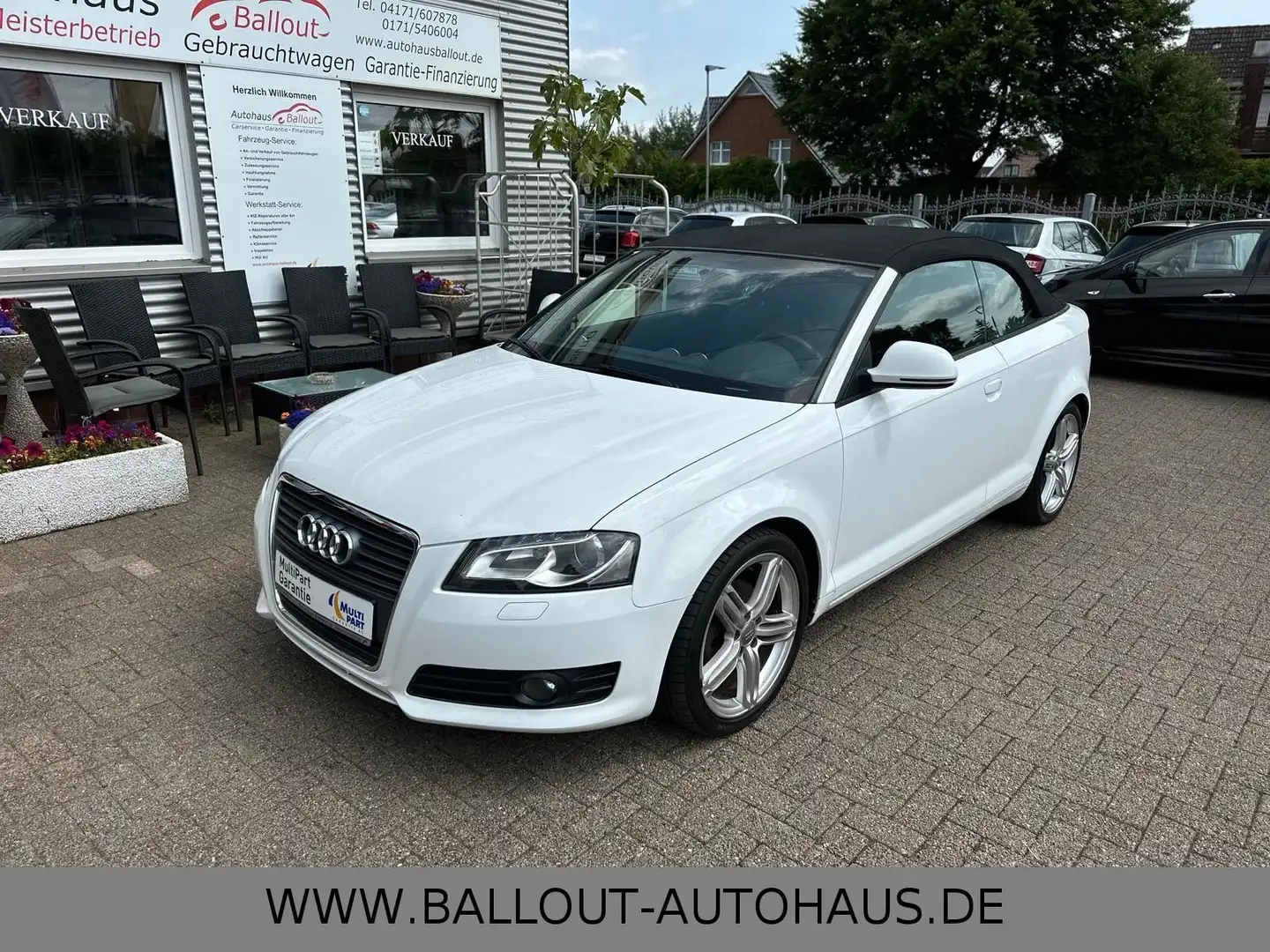 Audi A3 Cabriolet*BI-XENON*LEDER*AHK*SHZ*KLIMA*NAVI* Weiß - 2