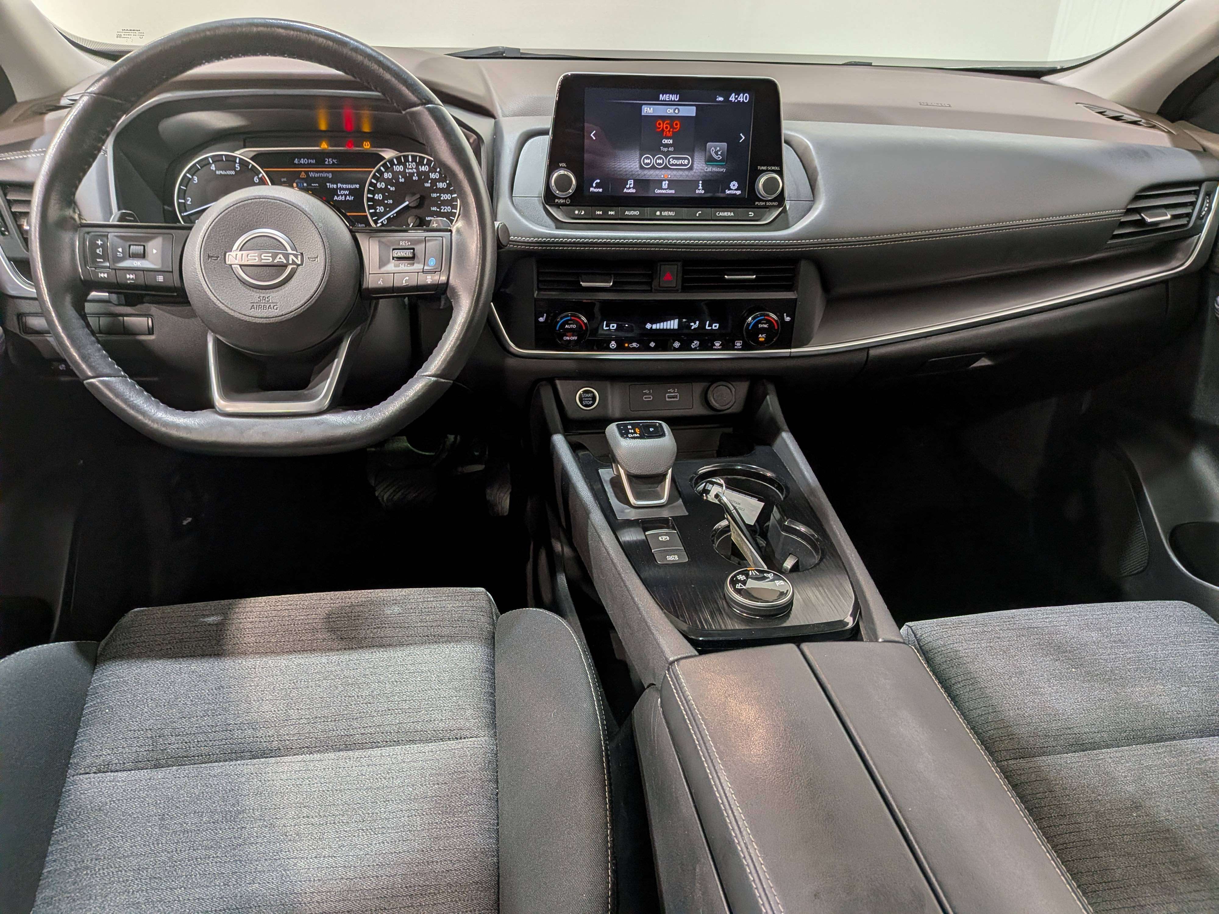 Nissan Rogue 2023