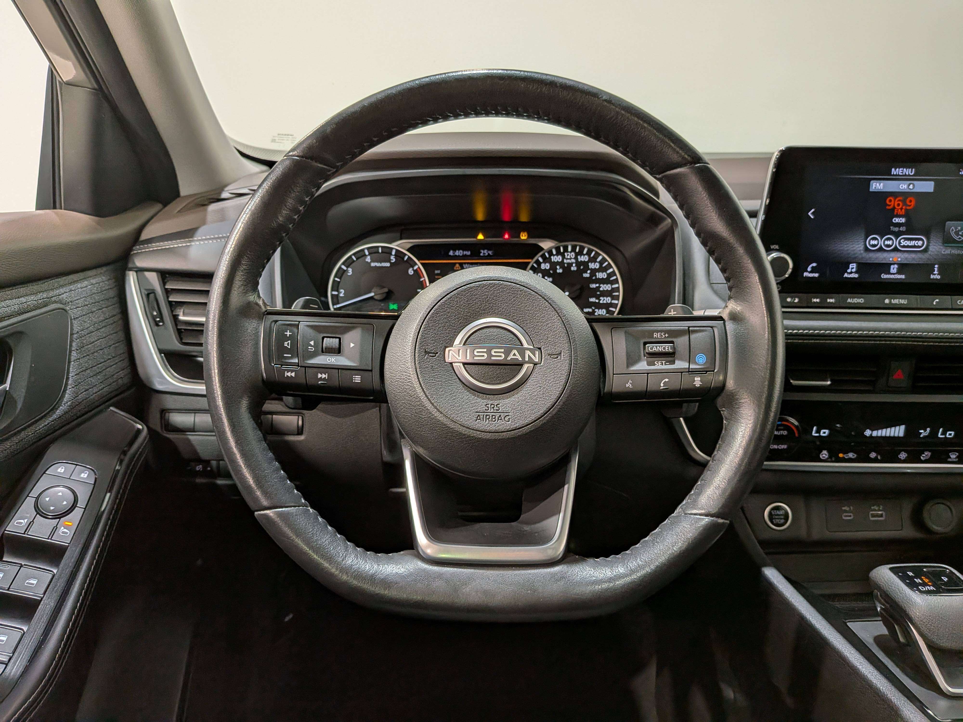 Nissan Rogue 2023
