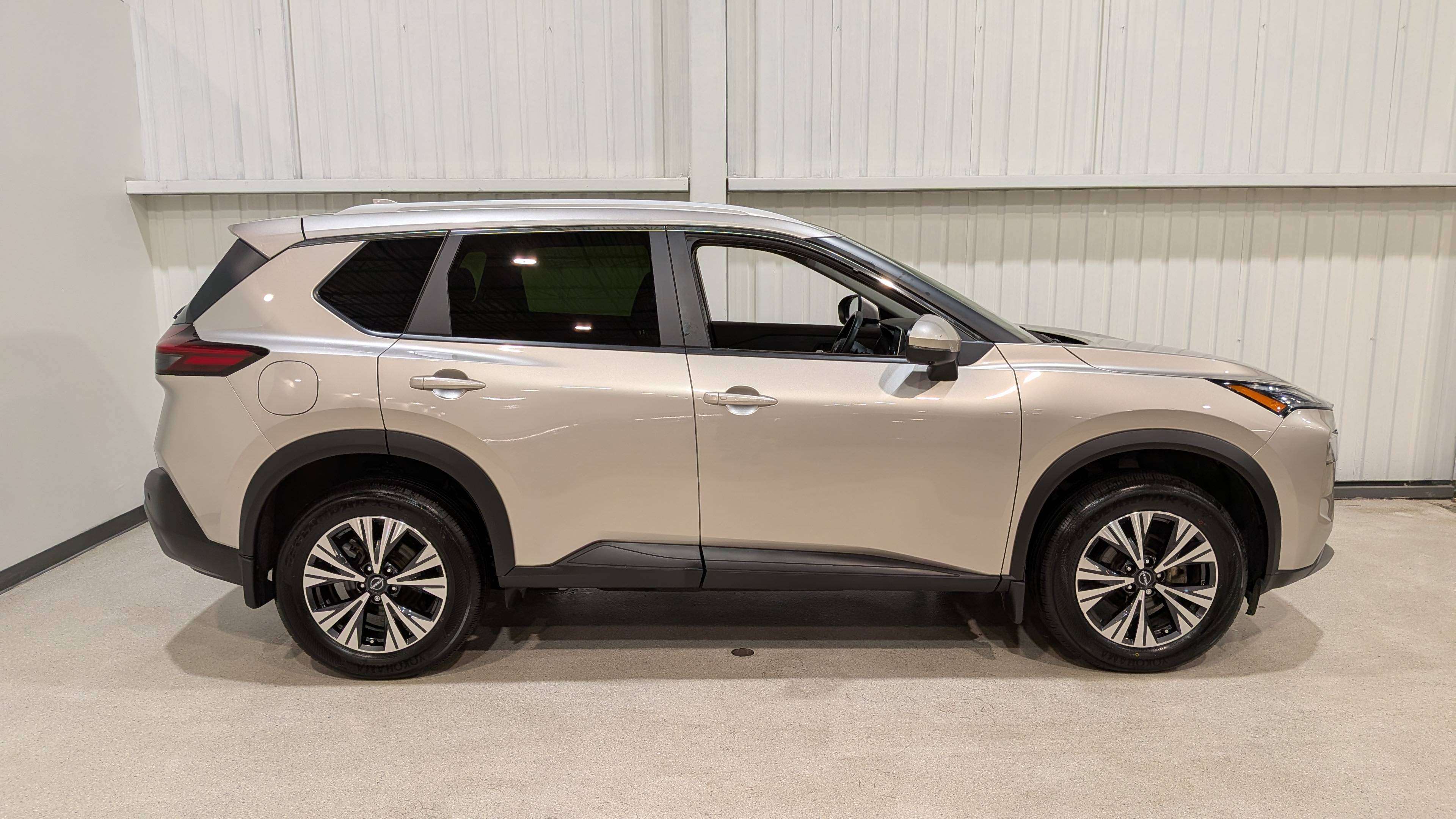 Nissan Rogue 2023
