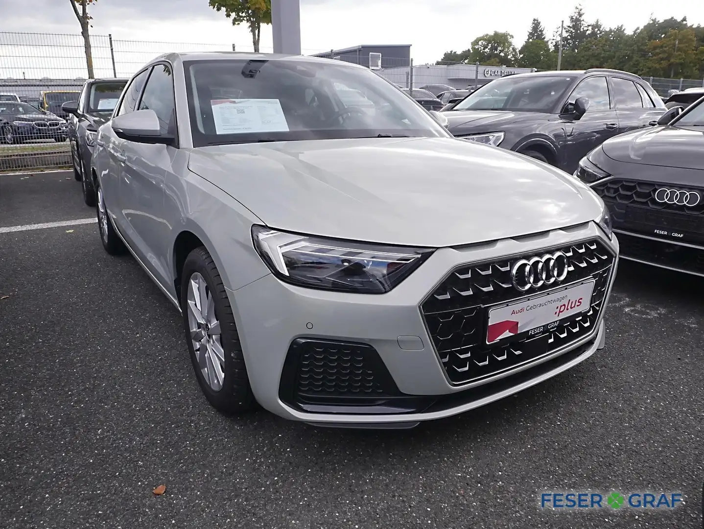 Audi A1 Sportback Advanced 25 TFSI S tronic Rfk Navi Silber - 2