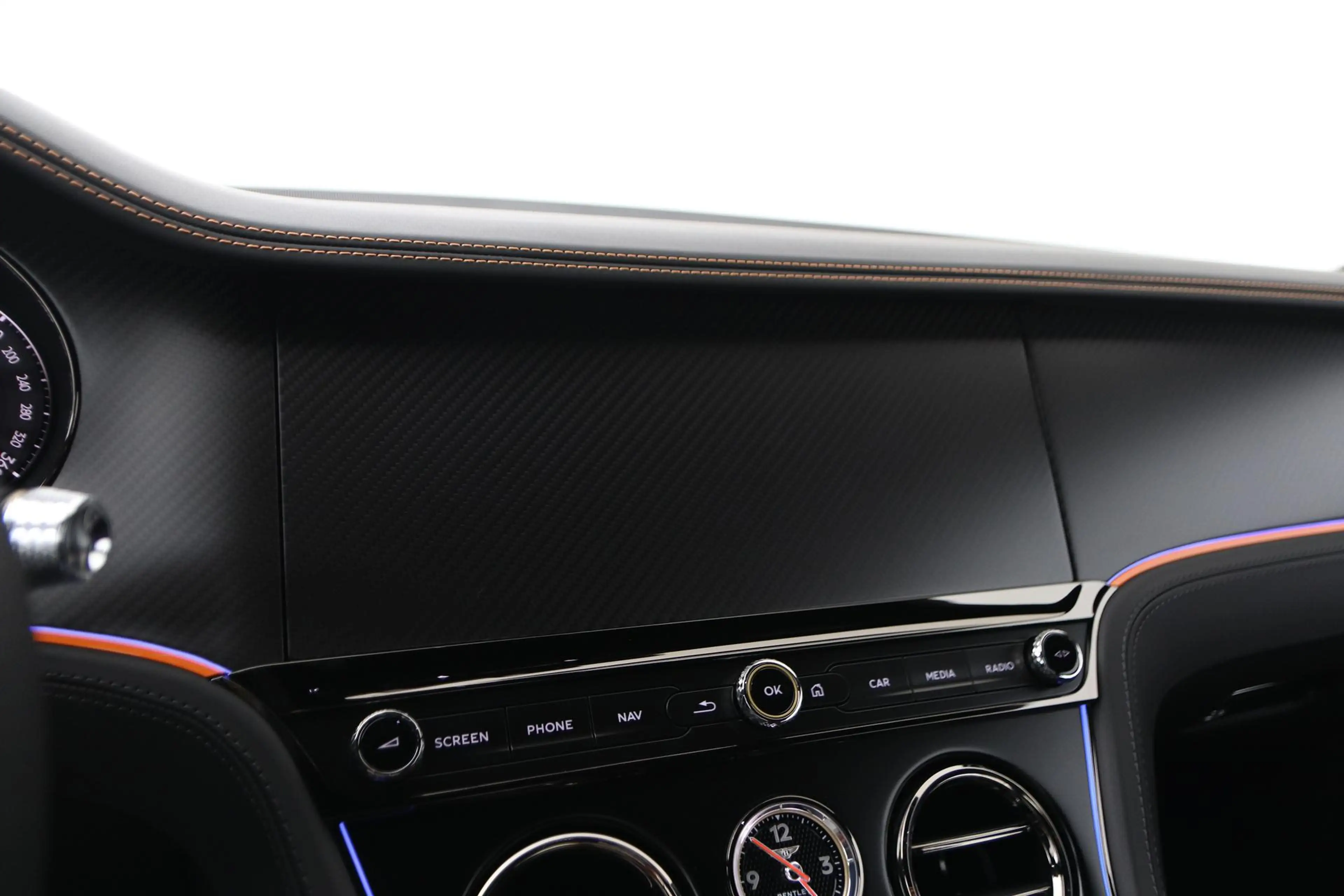 Bentley Continental GT 4.0 V8 Hybrid | Carbon Styling Edition | Touring S — photo 35