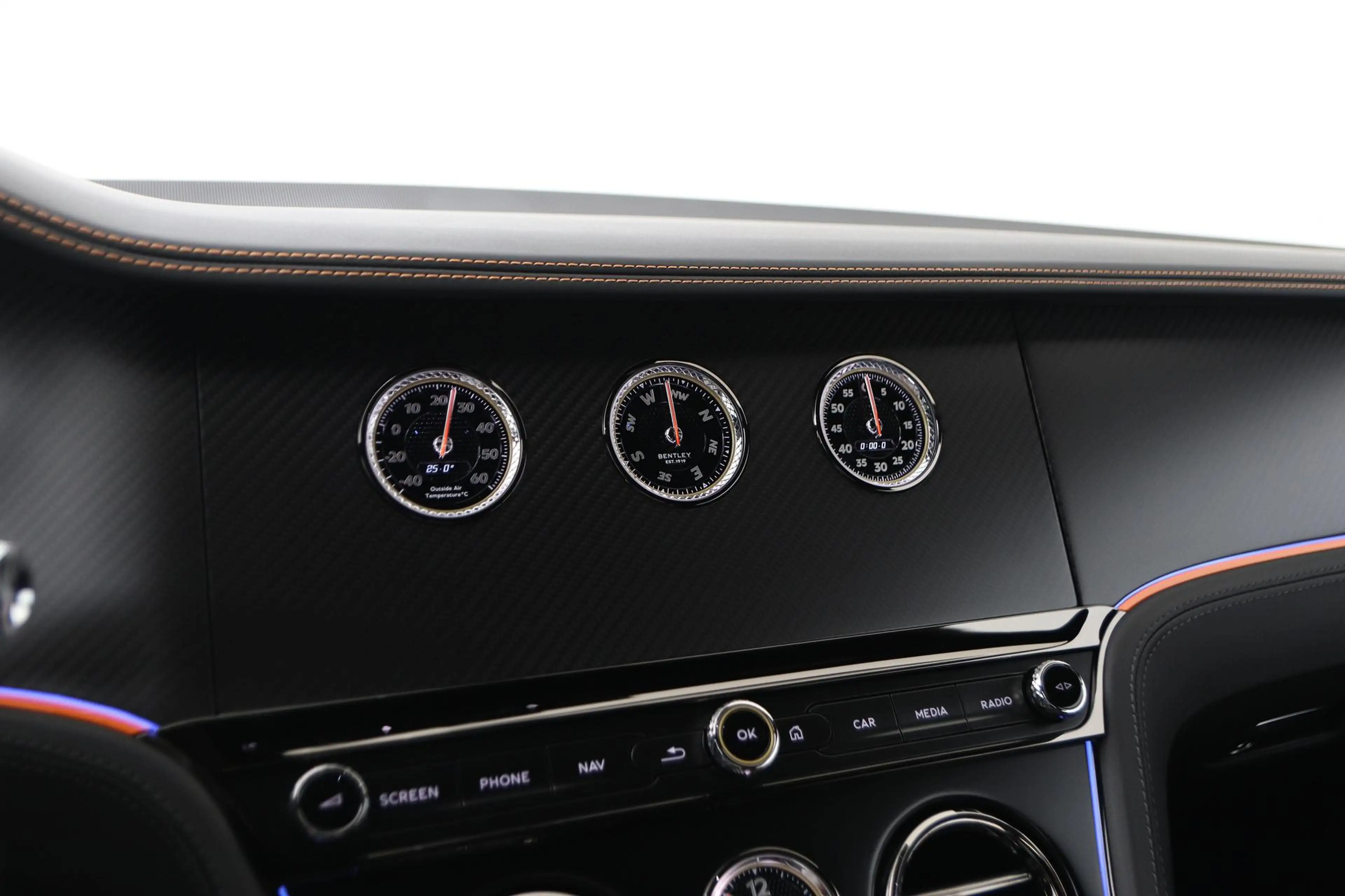 Bentley Continental GT 4.0 V8 Hybrid | Carbon Styling Edition | Touring S — photo 11