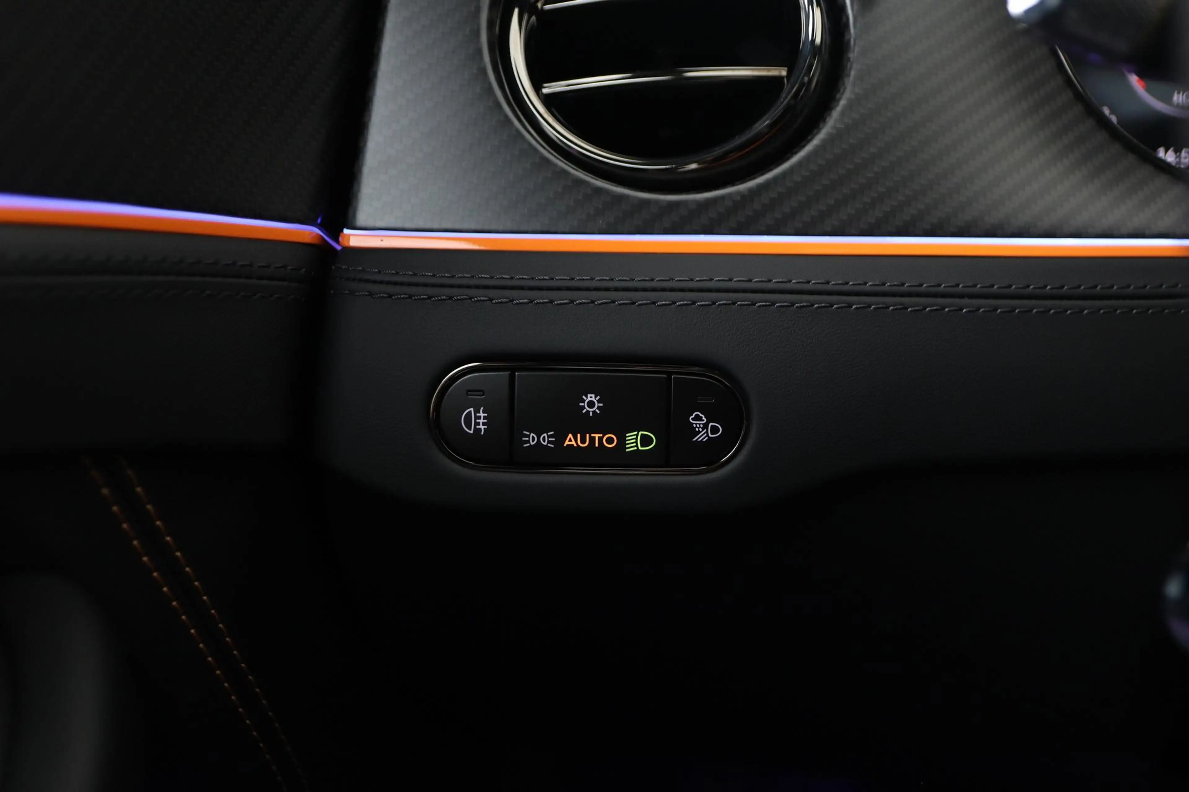 Bentley Continental GT 4.0 V8 Hybrid | Carbon Styling Edition | Touring S — photo 48