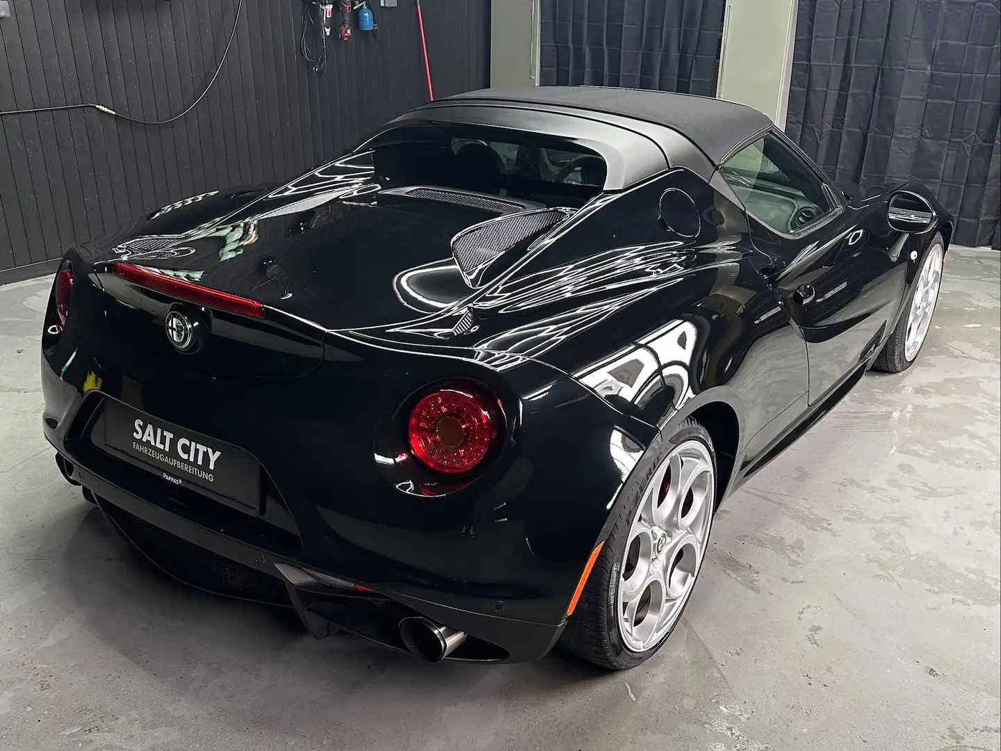 Alfa Romeo 4C 4C Spider Černá - 2