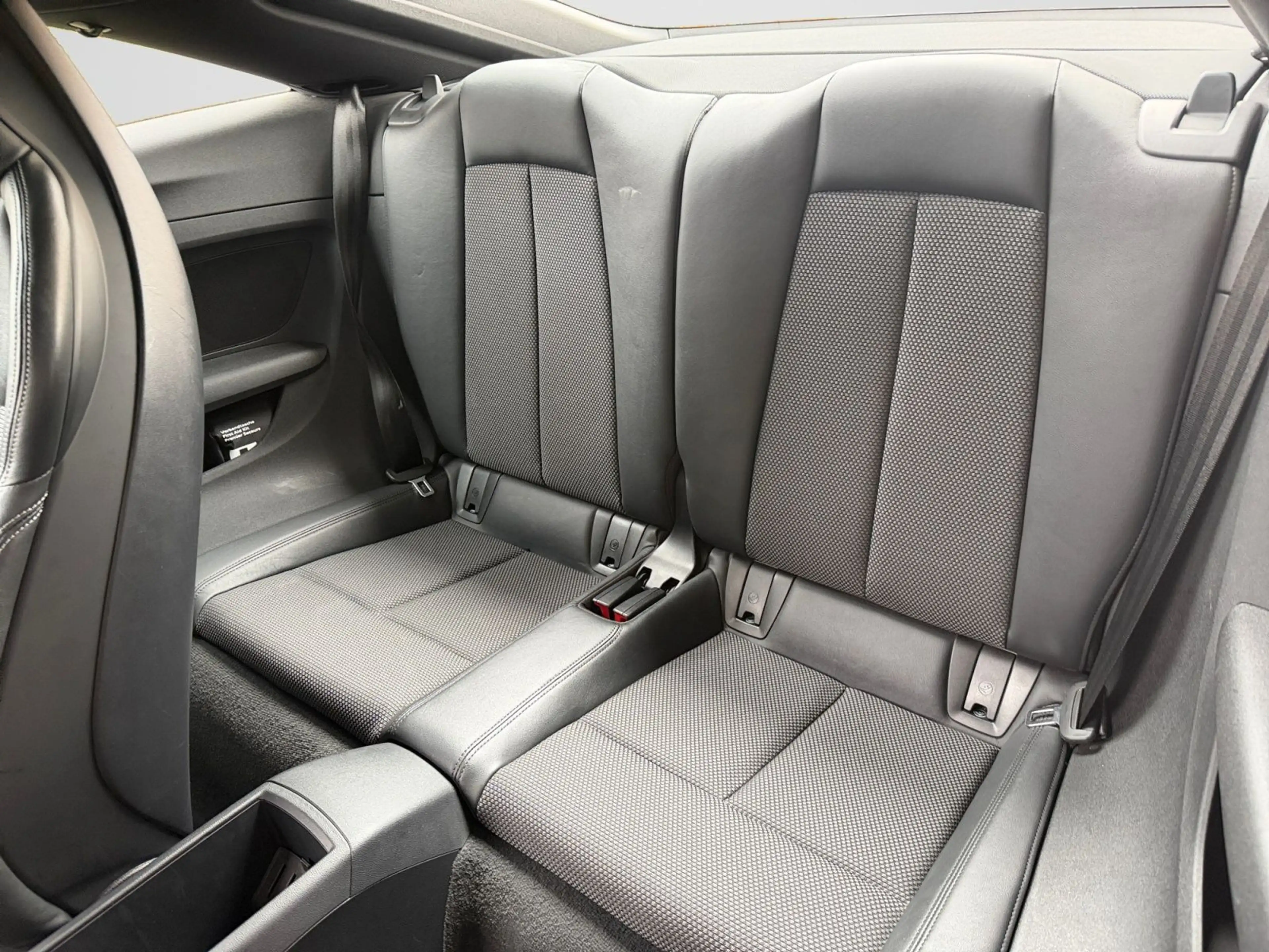 Audi TT 40 TFSI S line Sport-Paket Plus RFK*SHZ*VC — photo 12