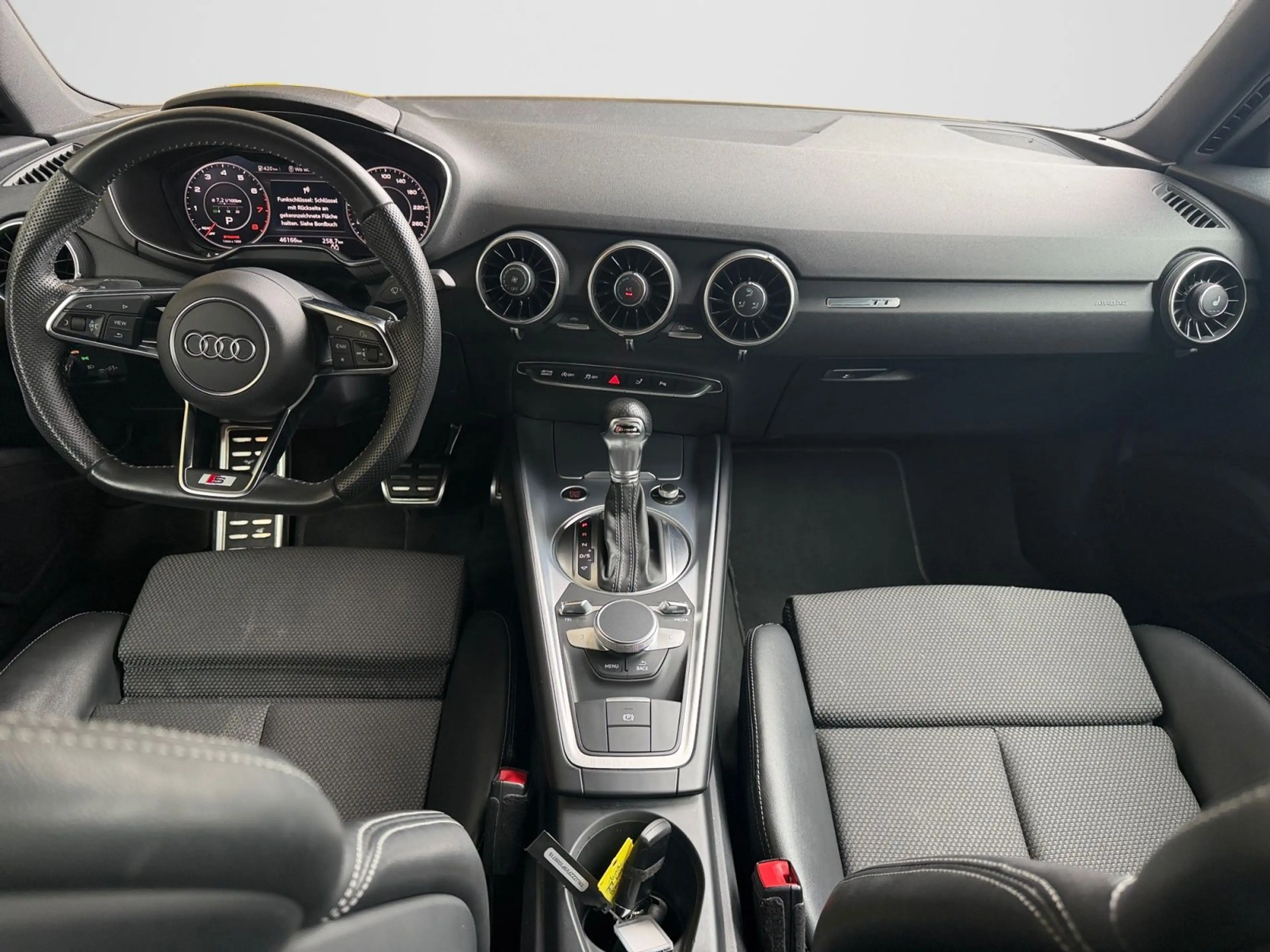 Audi TT 40 TFSI S line Sport-Paket Plus RFK*SHZ*VC — photo 13