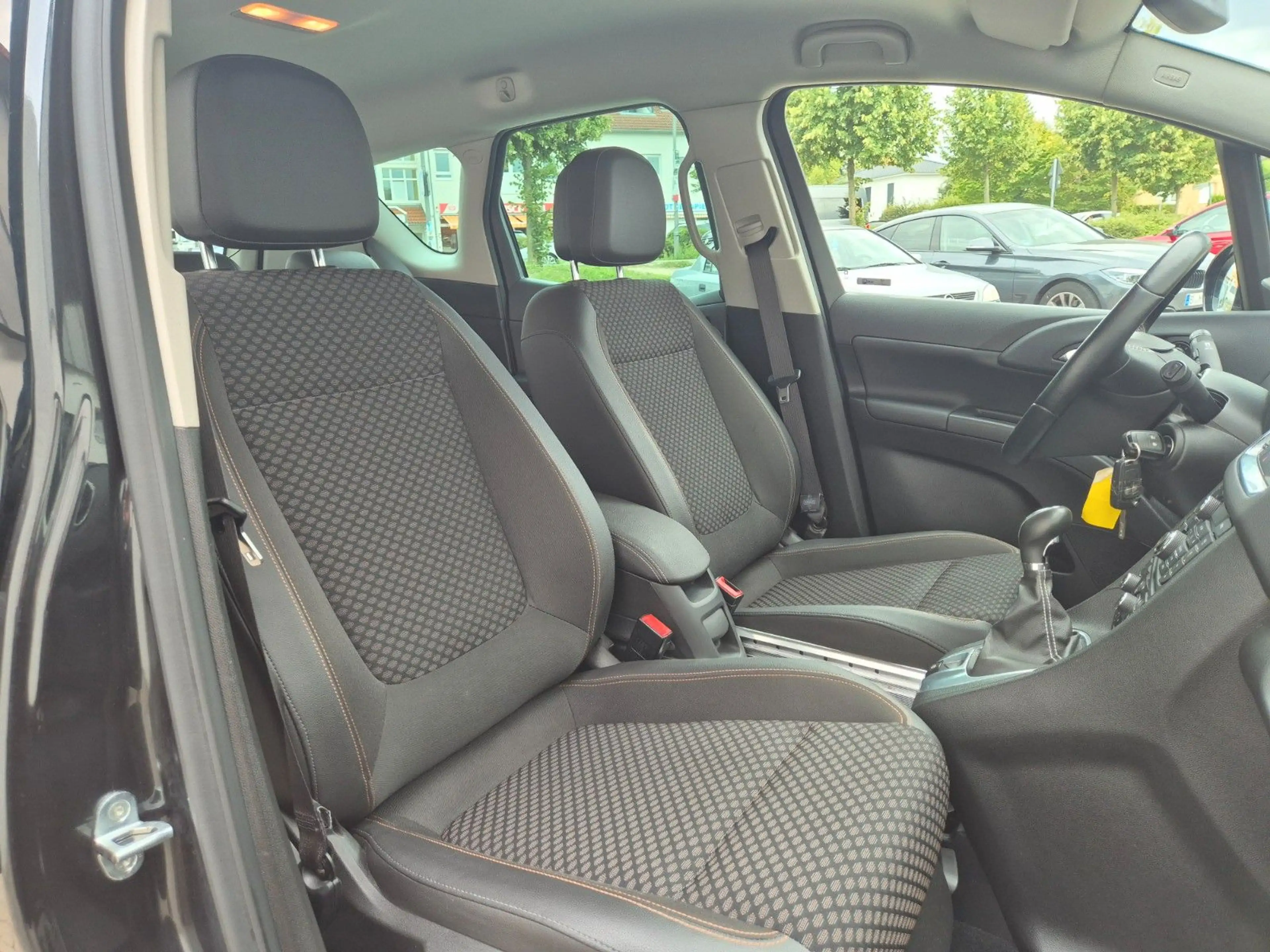 Opel Meriva B Innovation 1.HD, NAVI, LENKRADHEIZUNG — photo 6