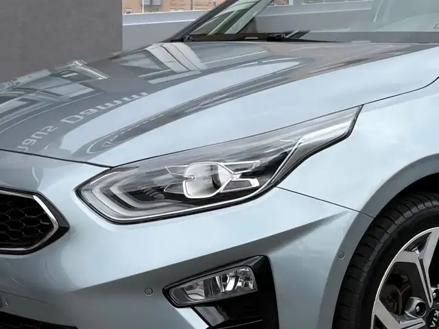 Kia Ceed view 5