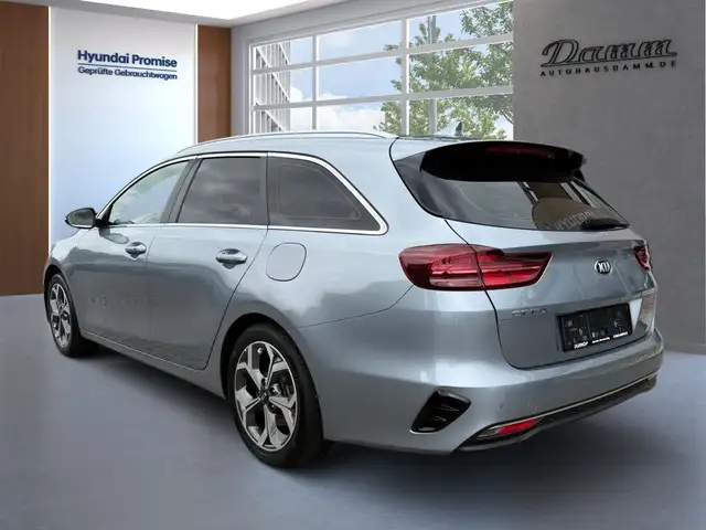 Kia Ceed view 4