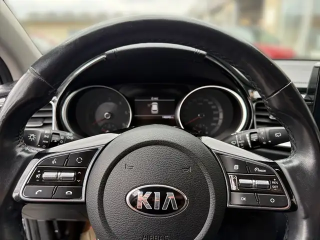 Kia Ceed view 8
