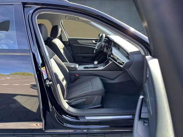 Audi A6 view 15