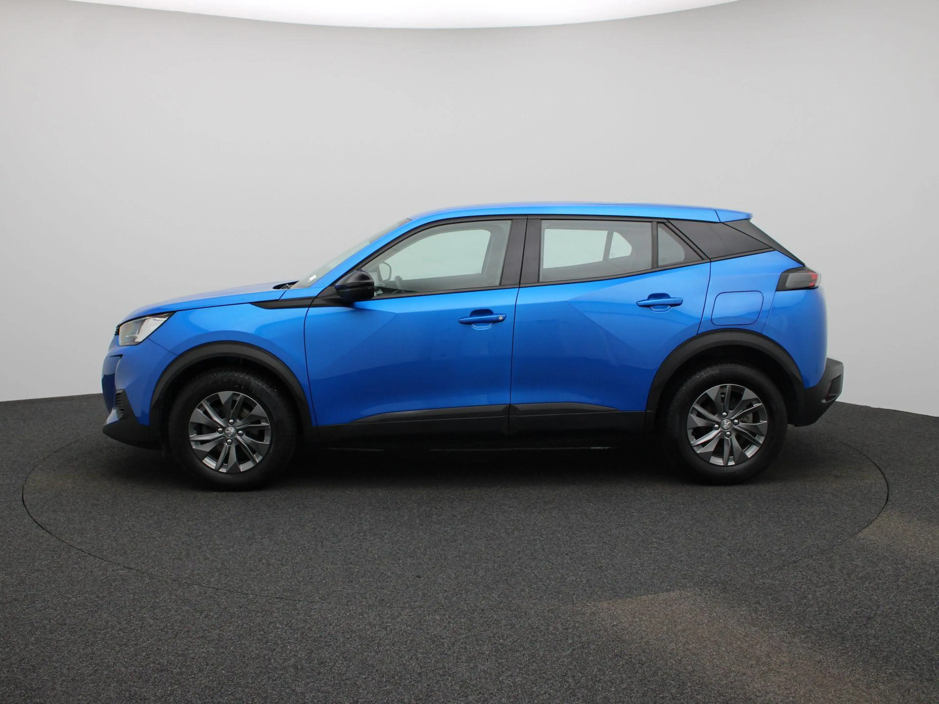 Peugeot 2008 1.2 PureTech Active | Apple Carplay / Android Auto — photo 4