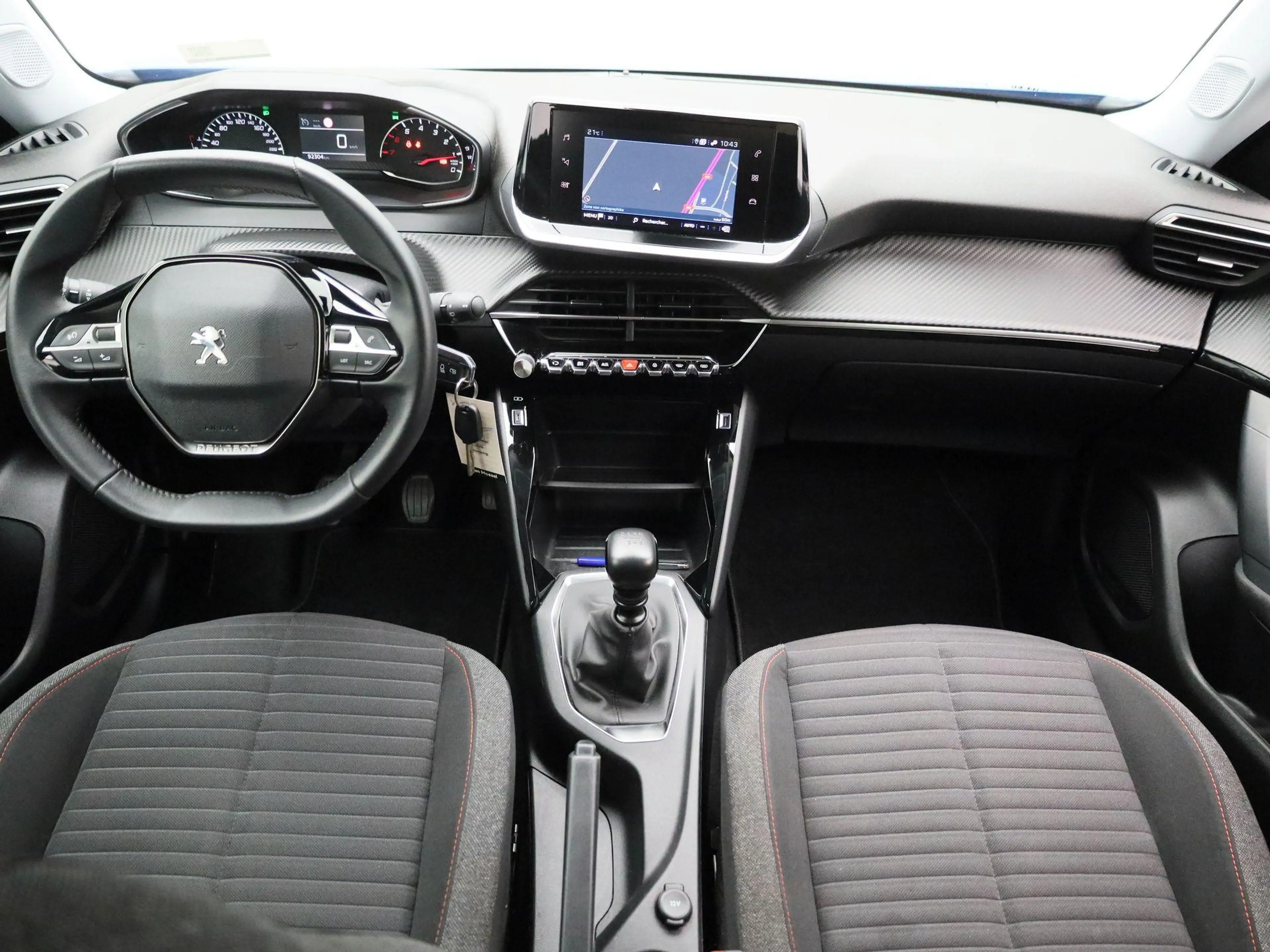 Peugeot 2008 1.2 PureTech Active | Apple Carplay / Android Auto — photo 9