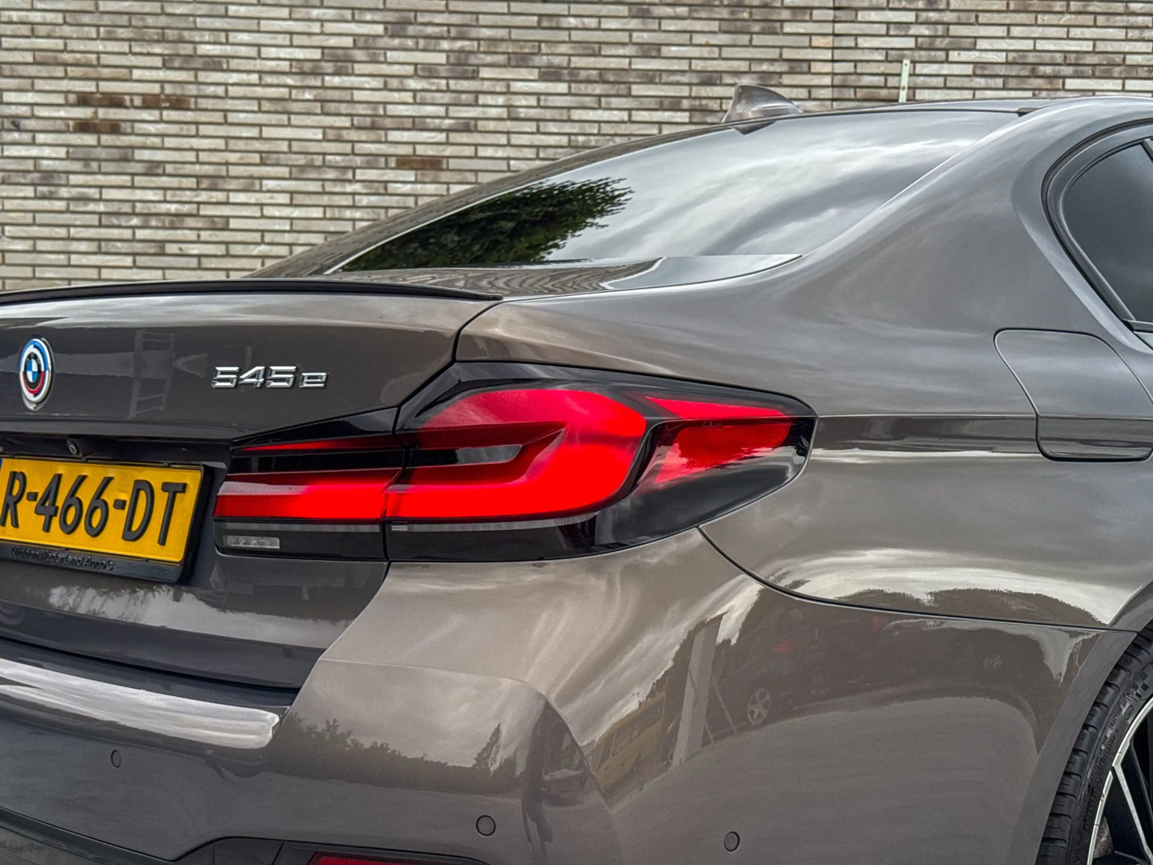 BMW 545 5-serie 545e xDrive * INIVIDUAL * HUD * ACHTER AS — photo 14