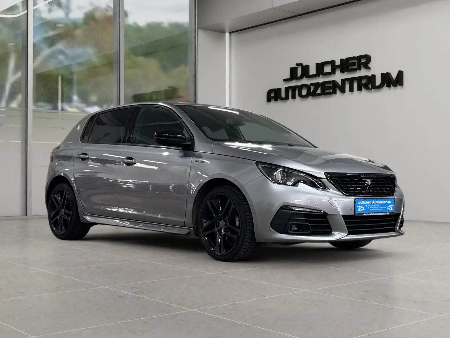 Peugeot 308 1.2 GT-Line Automatik, 1.Hand, Tüv/Au Neu Grau - 1