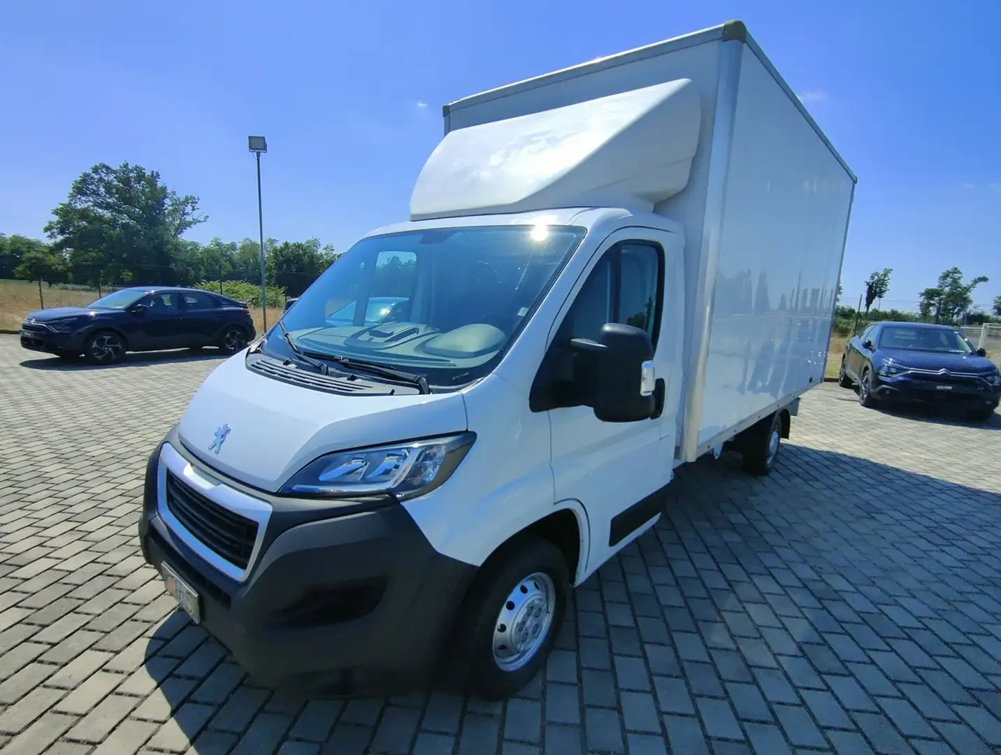 Peugeot Boxer 2.2 BLUEHDI 140CV FURGONATO BOX ALLUMINIO L4 Bianco - 2