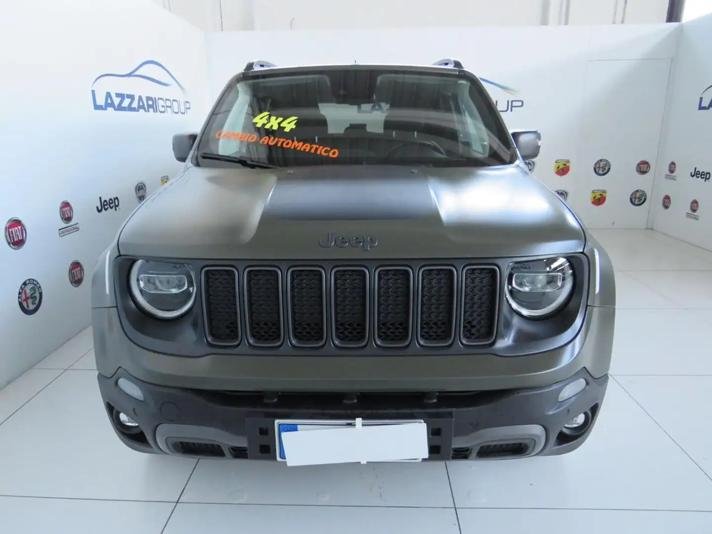 Jeep Renegade 2.0 Mjt 170CV 4WD Active Drive Low Trailhawk Grün - 2