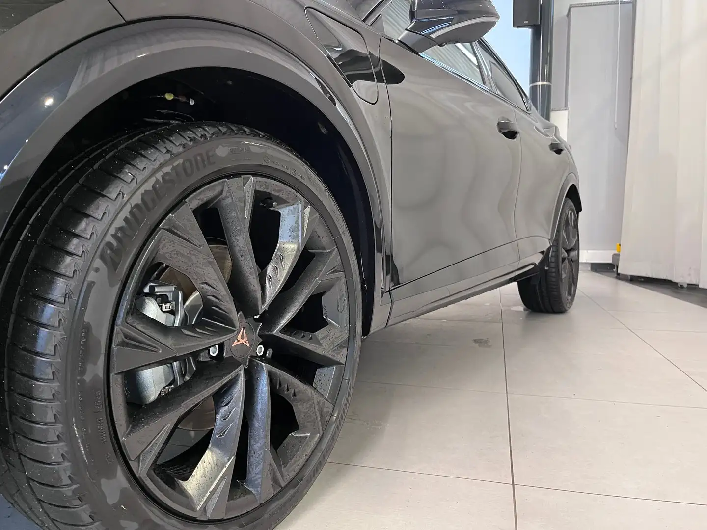 CUPRA Formentor e-HYBRID 204 PS DSG BlackEdit. Schwarz - 2