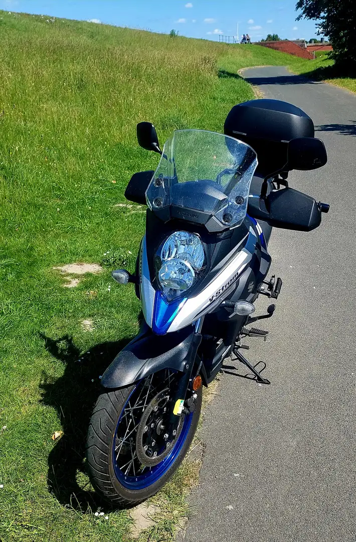 Suzuki V-Strom 650 XT Bleu - 2