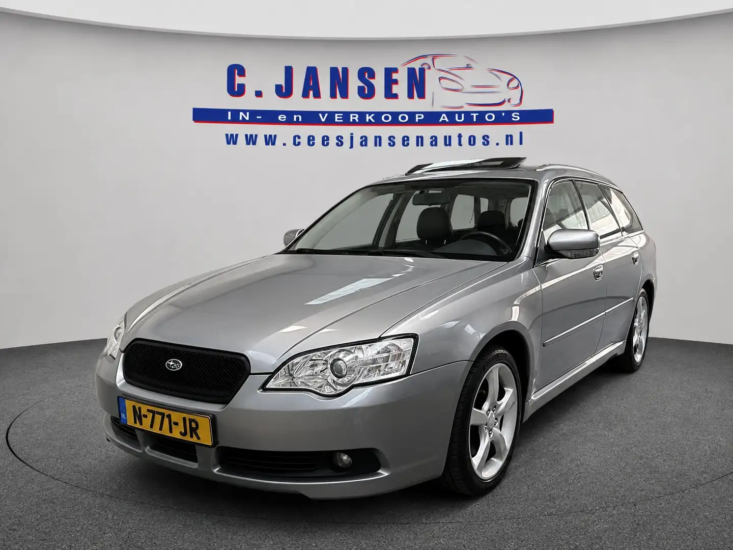 Subaru Legacy Touring Wagon 3.0R Executive Automaat! 4x4! Trekha Grau - 1
