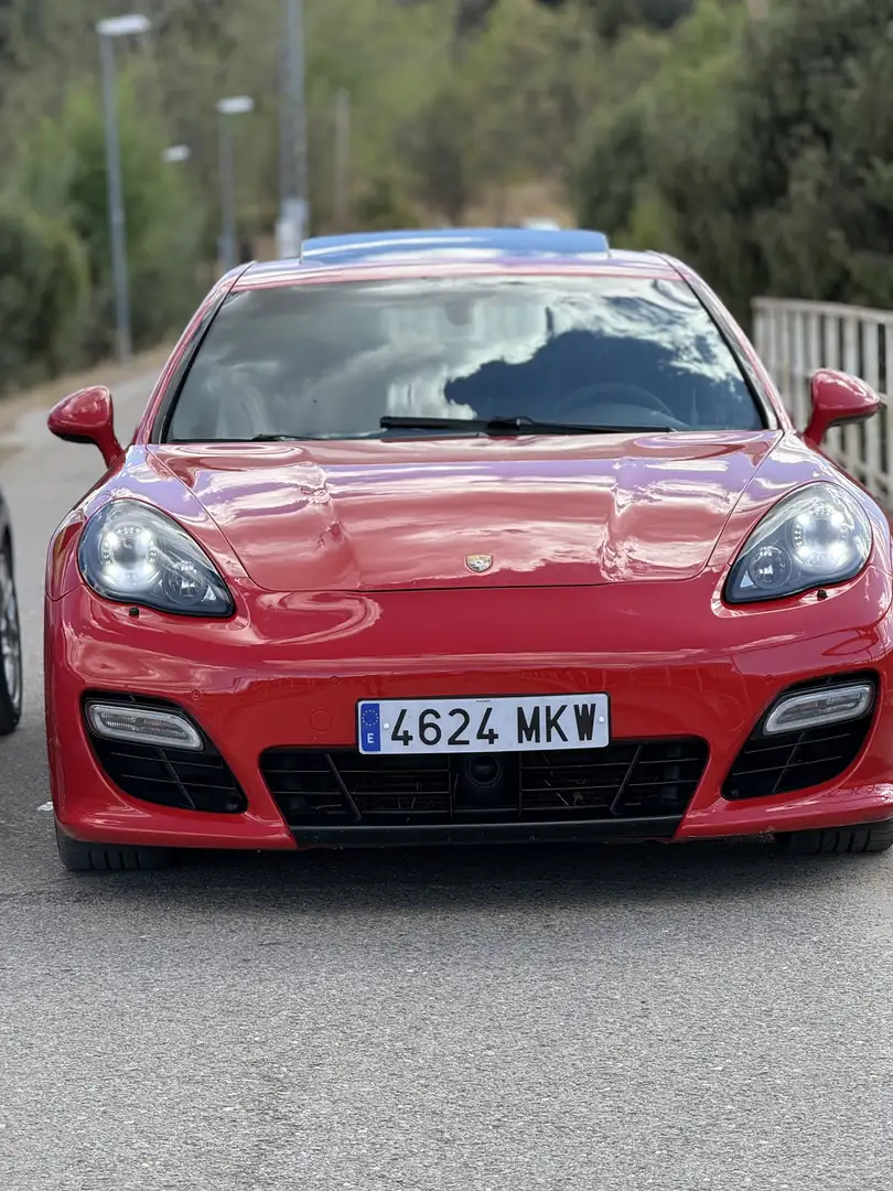 Porsche Panamera GTS PDK - 1