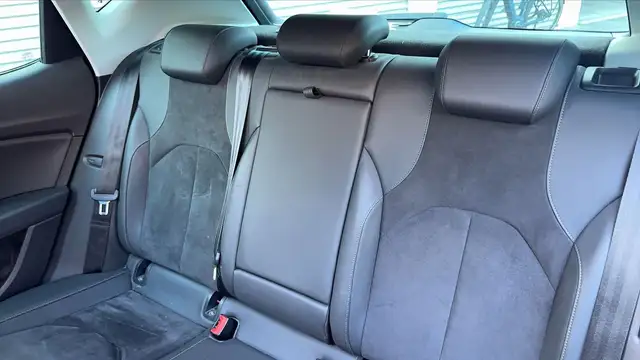 Seat Leon view 9