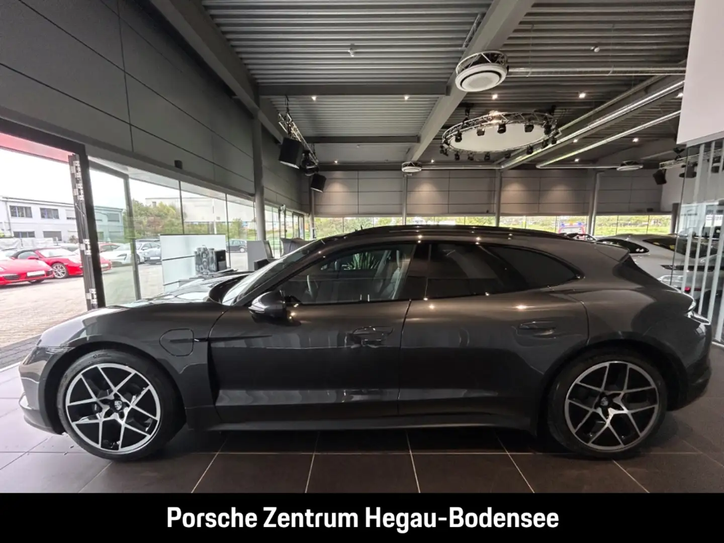 Porsche Taycan Sport Turismo Panorama/Bose/Performancebatterie Grau - 2