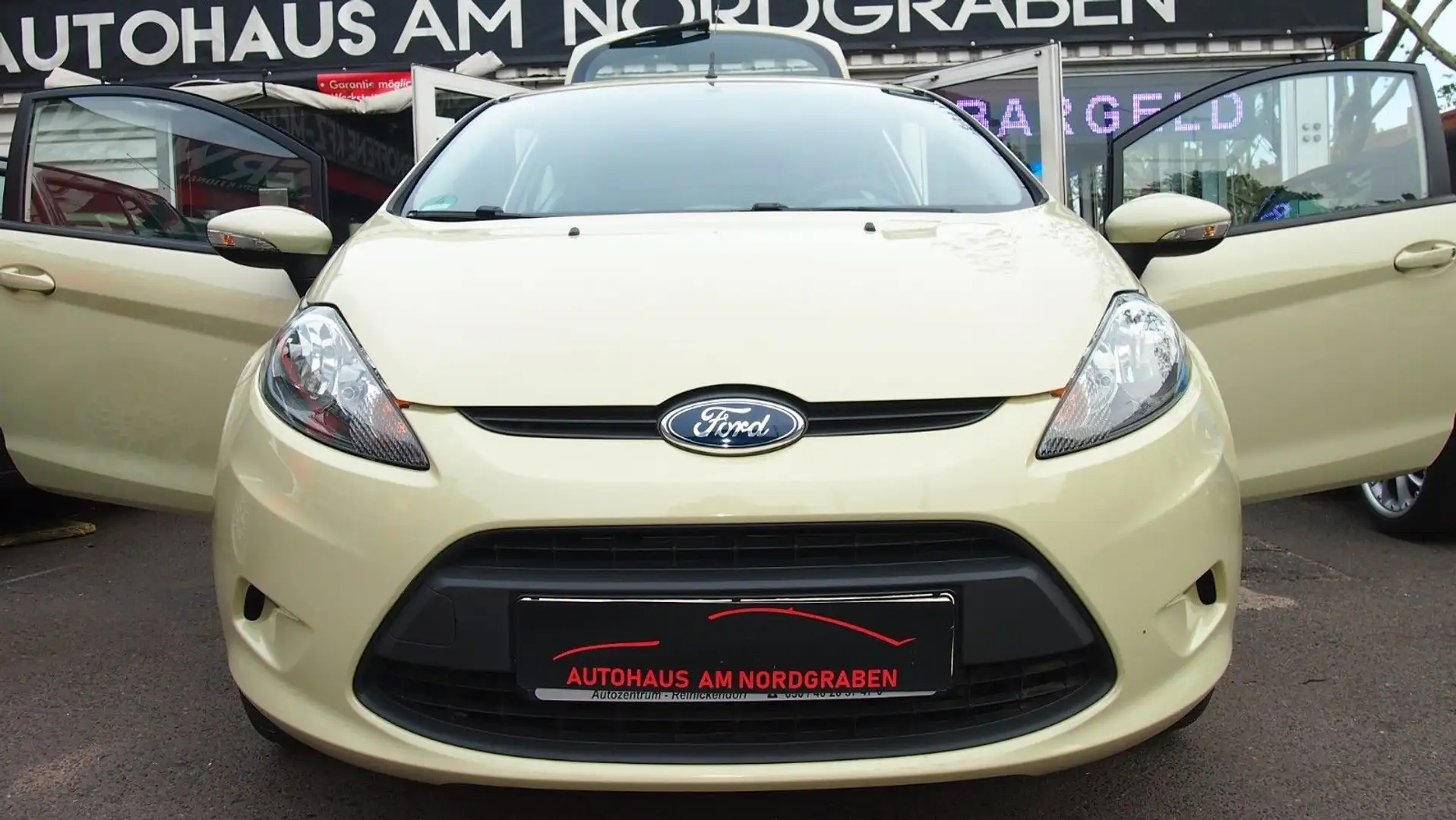 Ford Fiesta Trend ERST 44.TKm Beige - 1