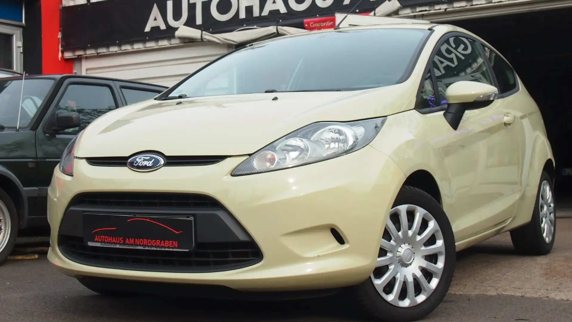 Ford Fiesta Trend ERST 44.TKm Beige - 2