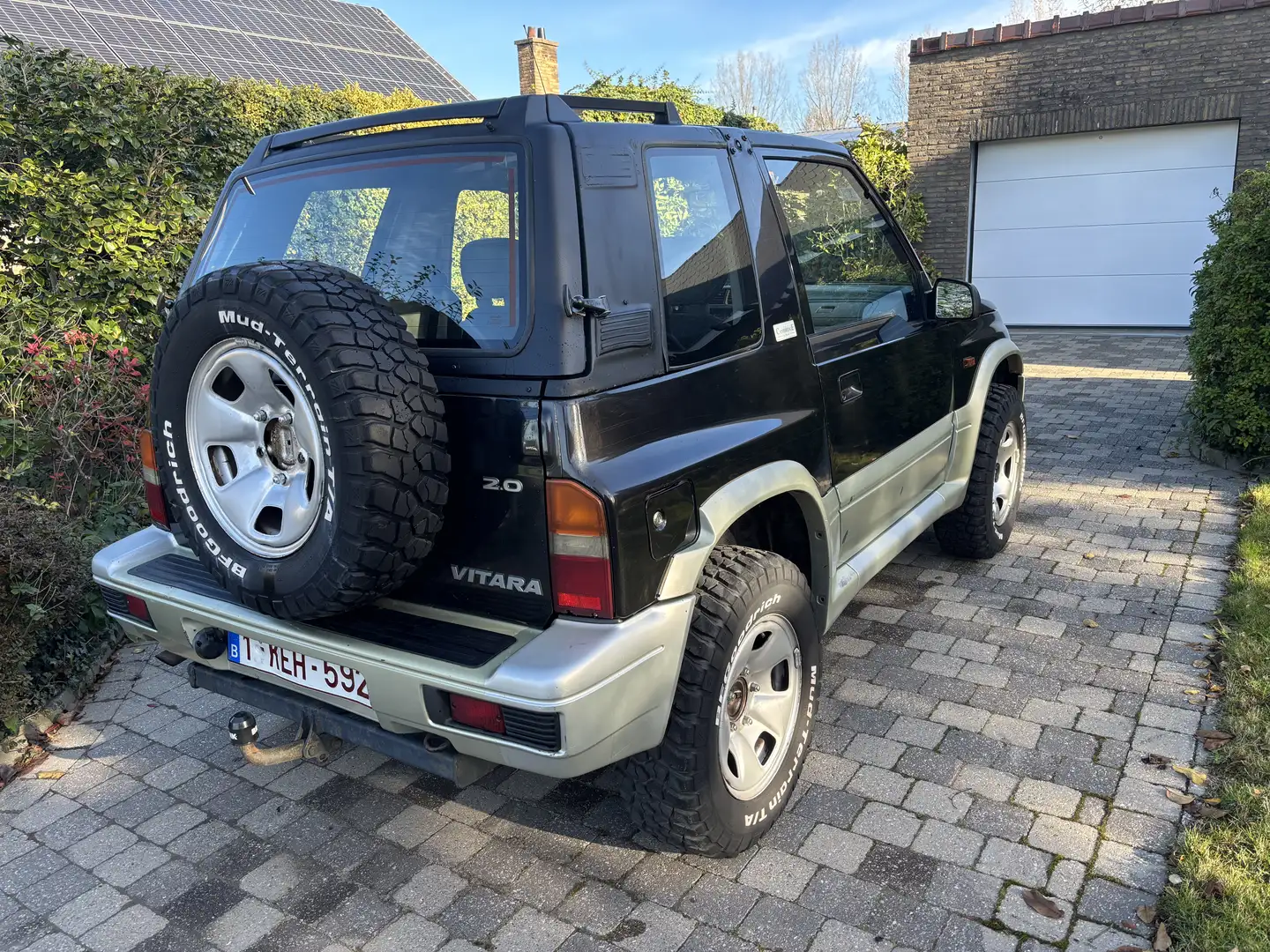 Suzuki Vitara 2.0 - 16V Zwart - 2