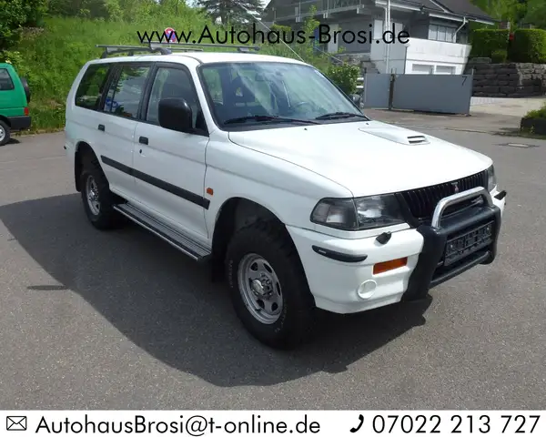 Mitsubishi Pajero Sport 2.5 TD GLX * Original nur 42 tkm * Top Zustand !