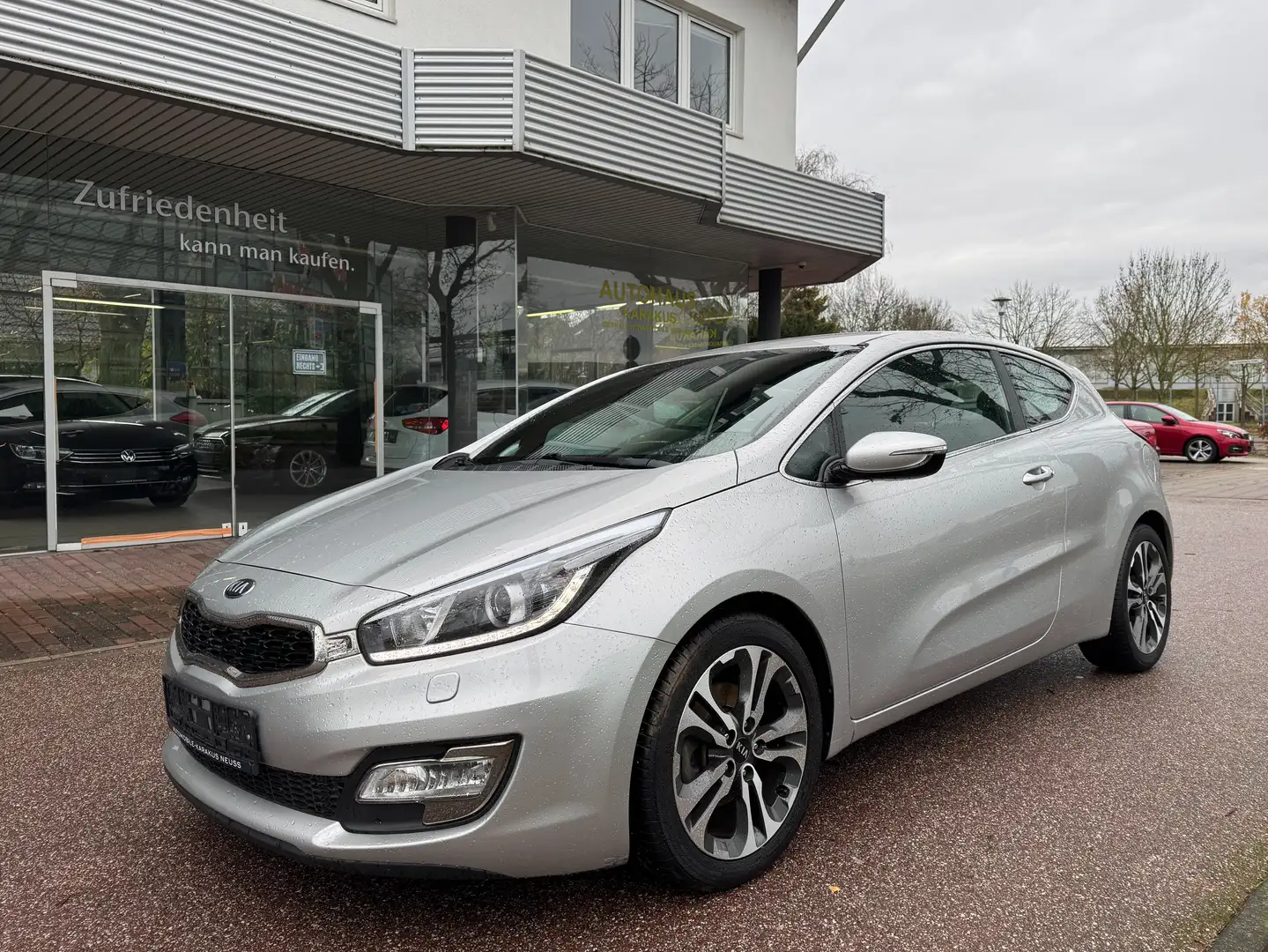Kia Ceed / cee'd Spirit Xenon/Navi/Kamera Gri - 1