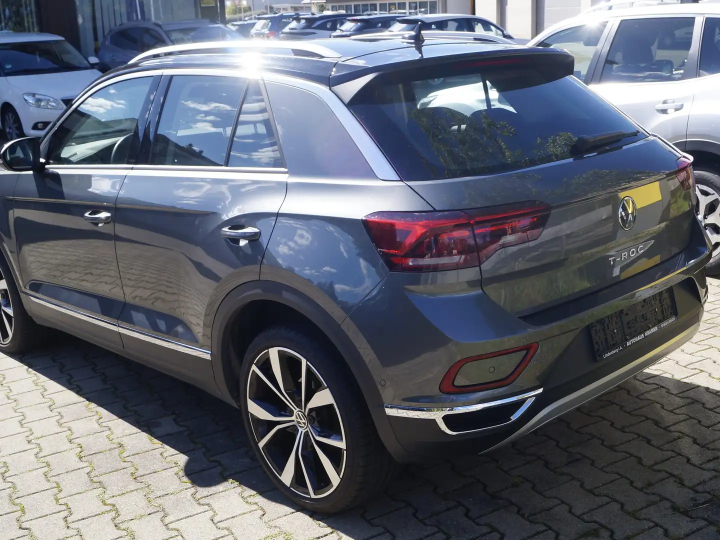 Volkswagen T-Roc Style 4Motion Grau - 2