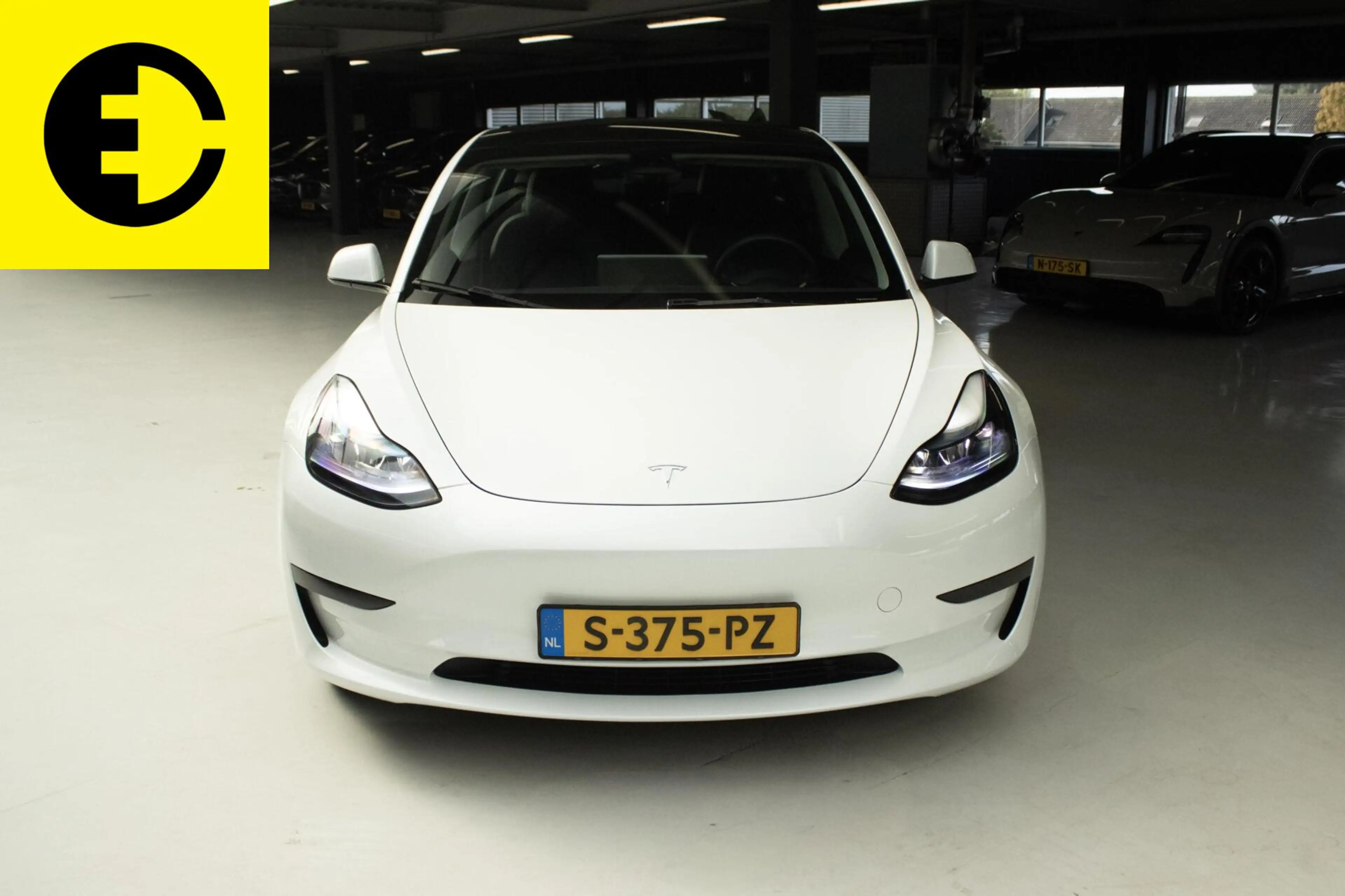 Tesla Model 3 Standard RWD Plus 60 kWh| 93,8% SOH | Stoelverwarm — photo 7