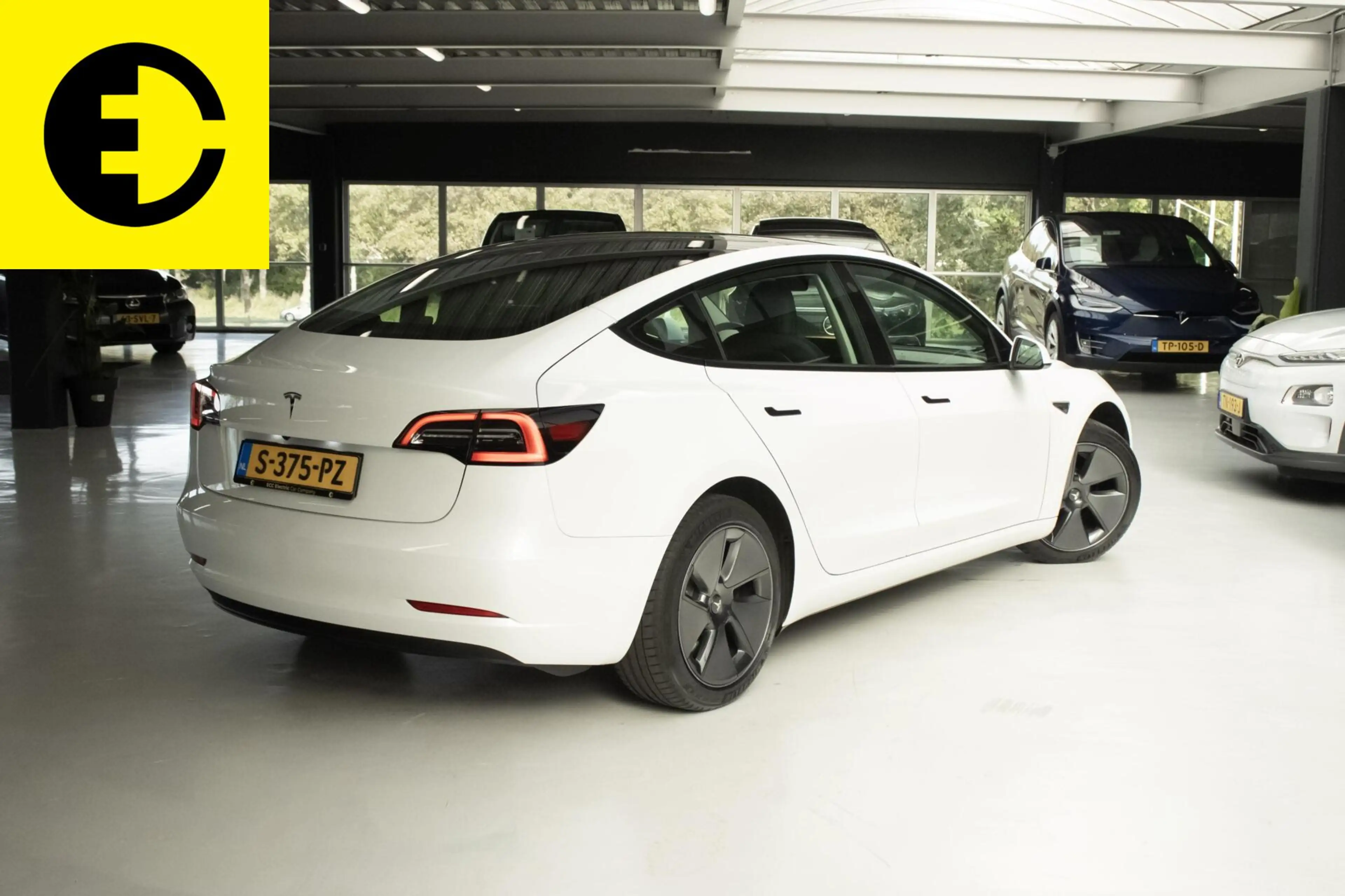 Tesla Model 3 Standard RWD Plus 60 kWh| 93,8% SOH | Stoelverwarm — photo 10