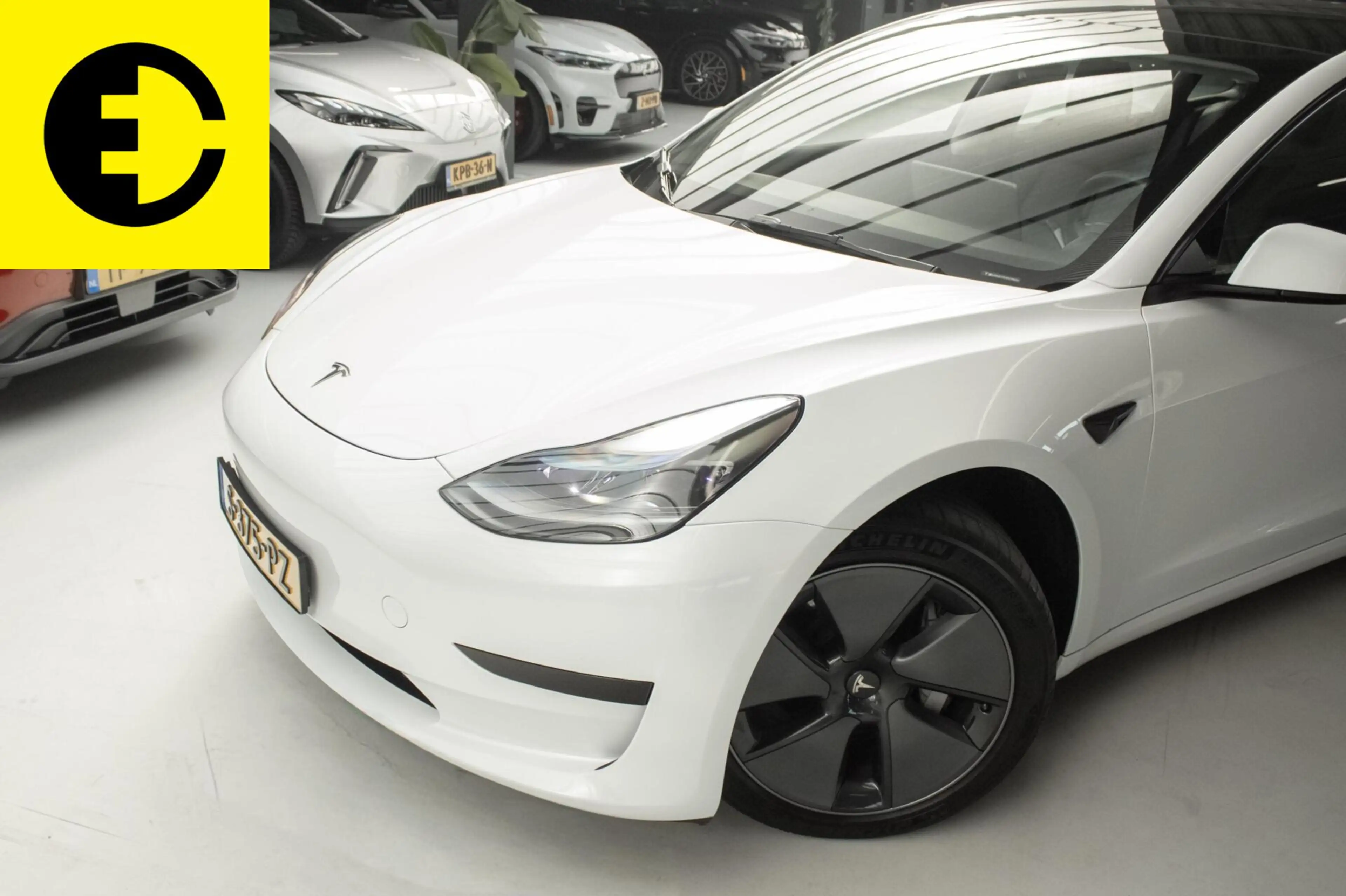 Tesla Model 3 Standard RWD Plus 60 kWh| 93,8% SOH | Stoelverwarm — photo 2