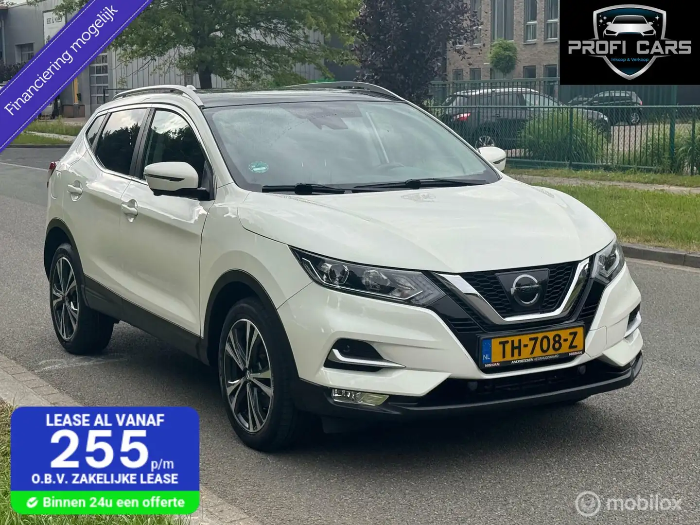 Nissan Qashqai 1.2 Tekna Pano Leder 360Camera Wit - 1